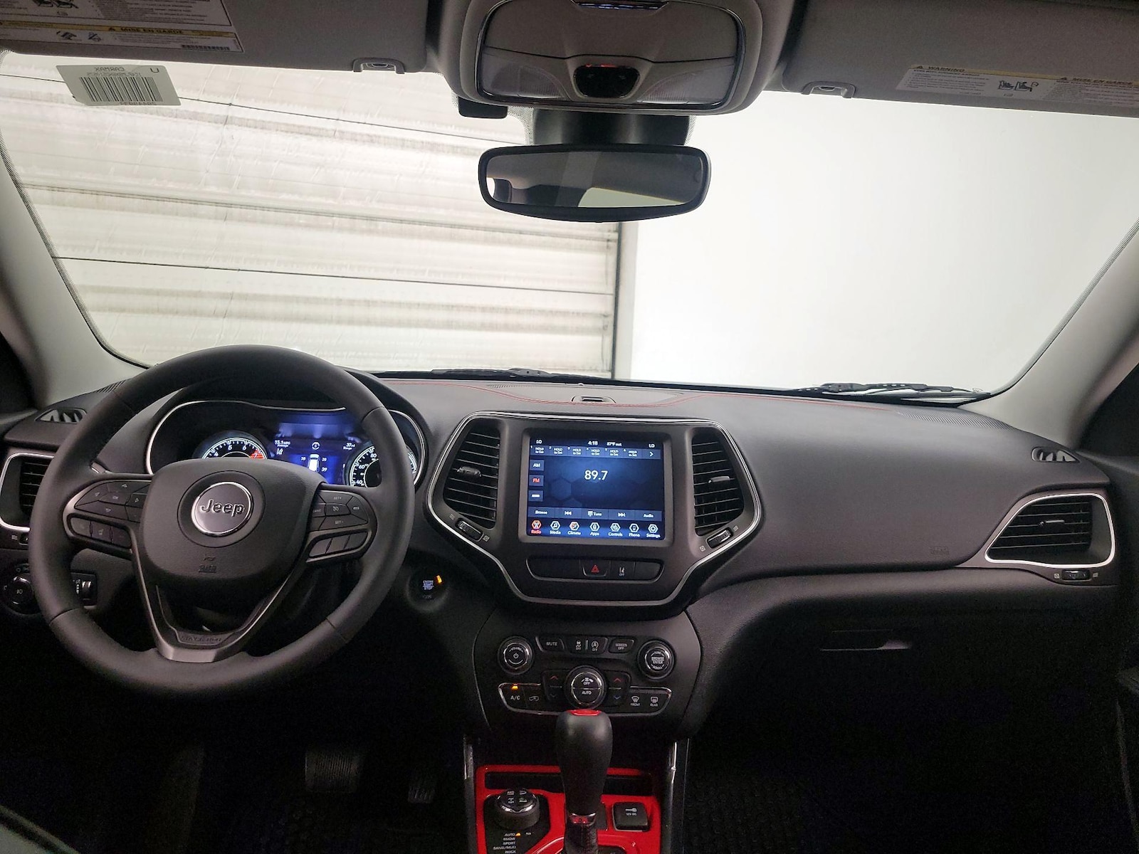 2022 Jeep Cherokee Trailhawk - Photo 10