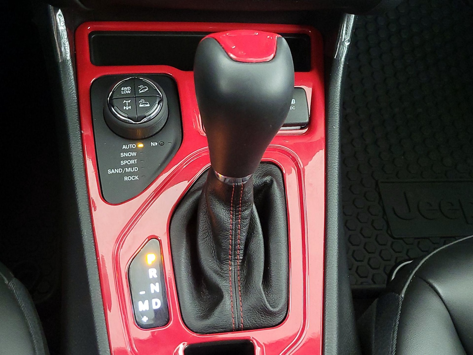 2022 Jeep Cherokee Trailhawk - Photo 18