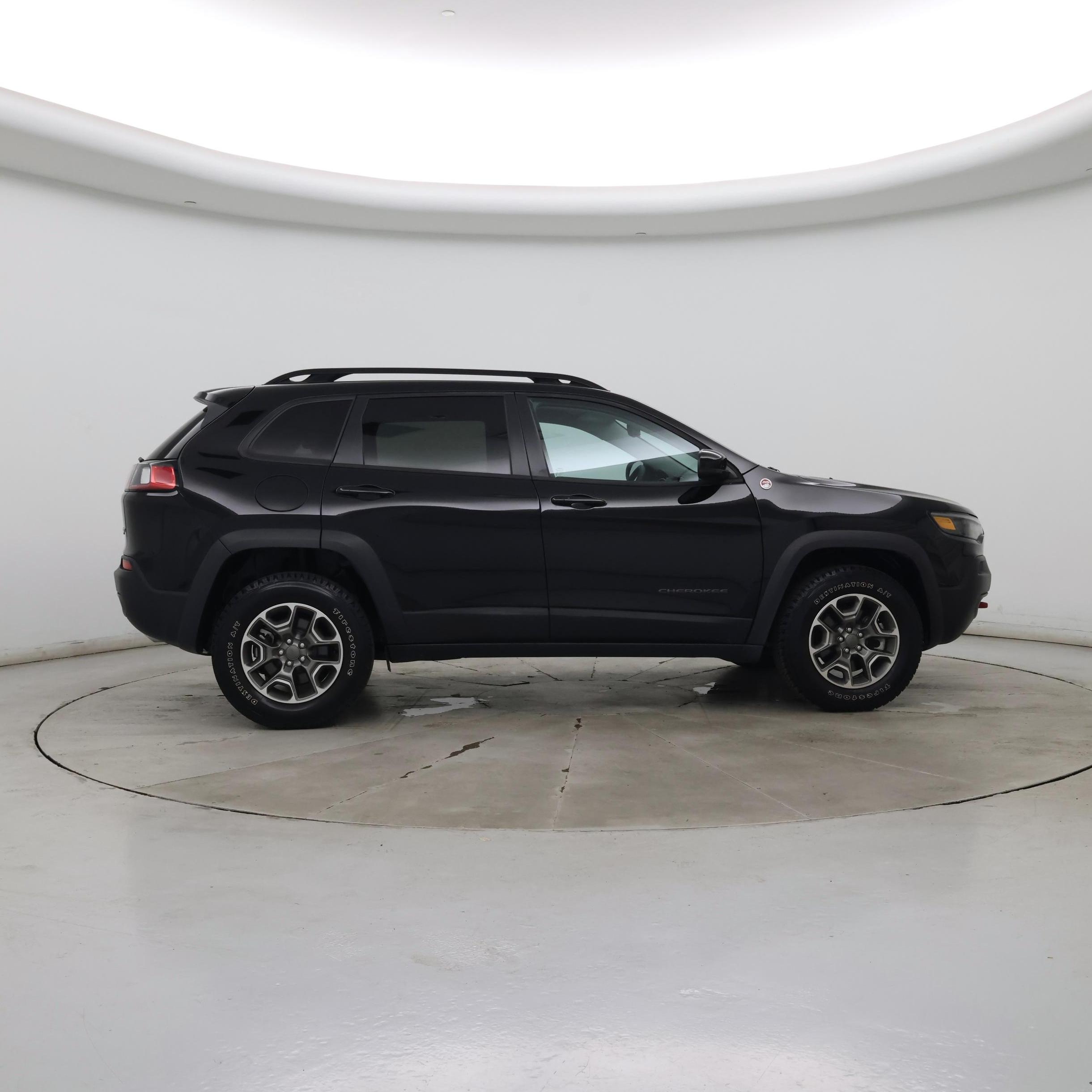 Thumbnail: 2022 Jeep Cherokee - 7