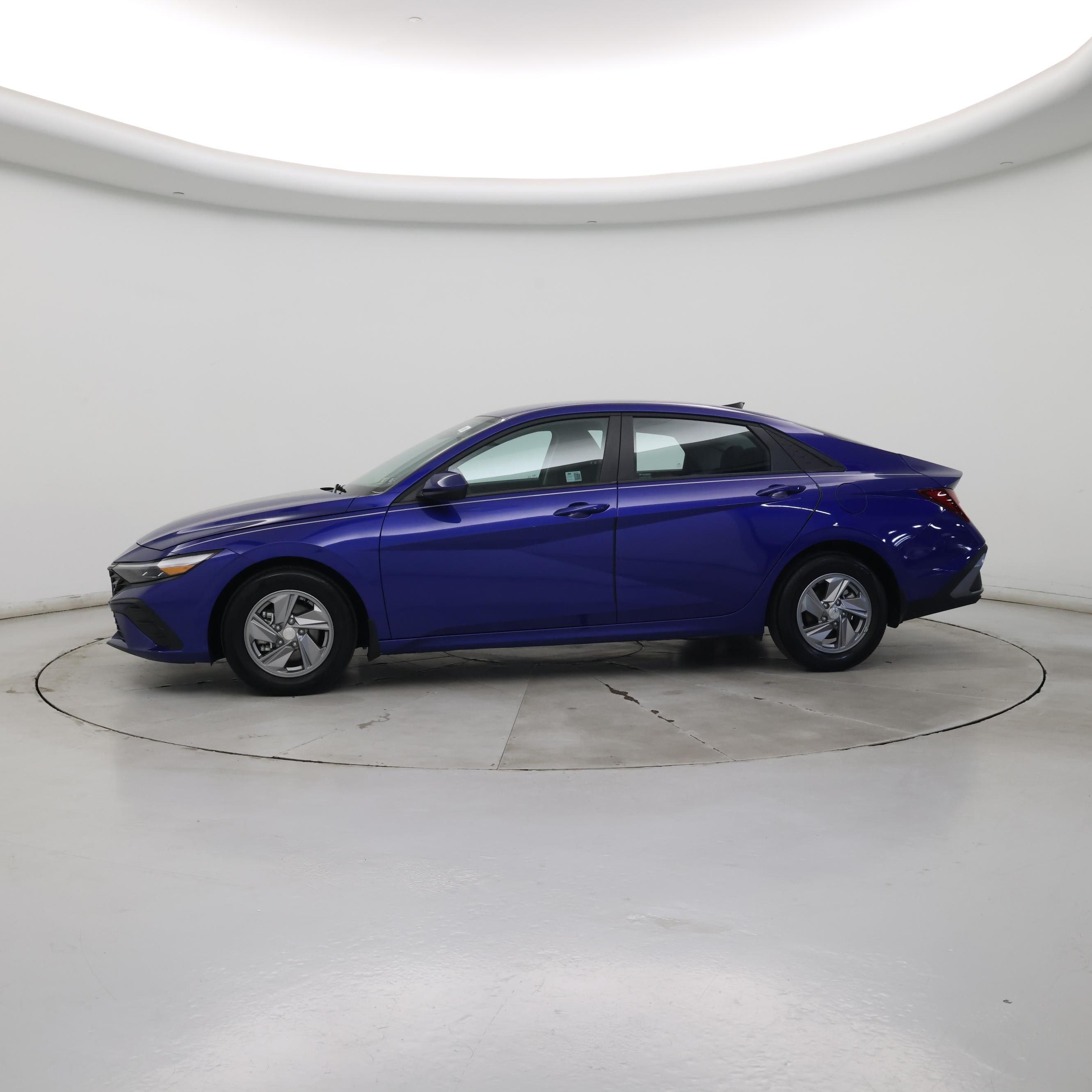 Thumbnail: 2024 Hyundai Elantra - 3