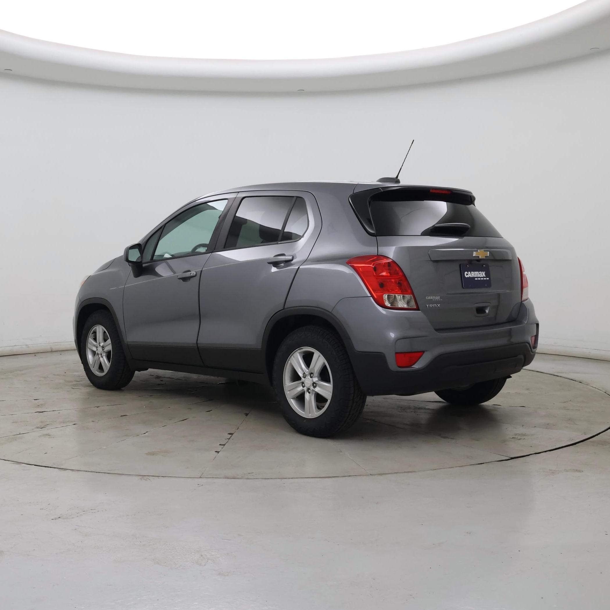 Thumbnail: 2020 Chevrolet Trax - 2