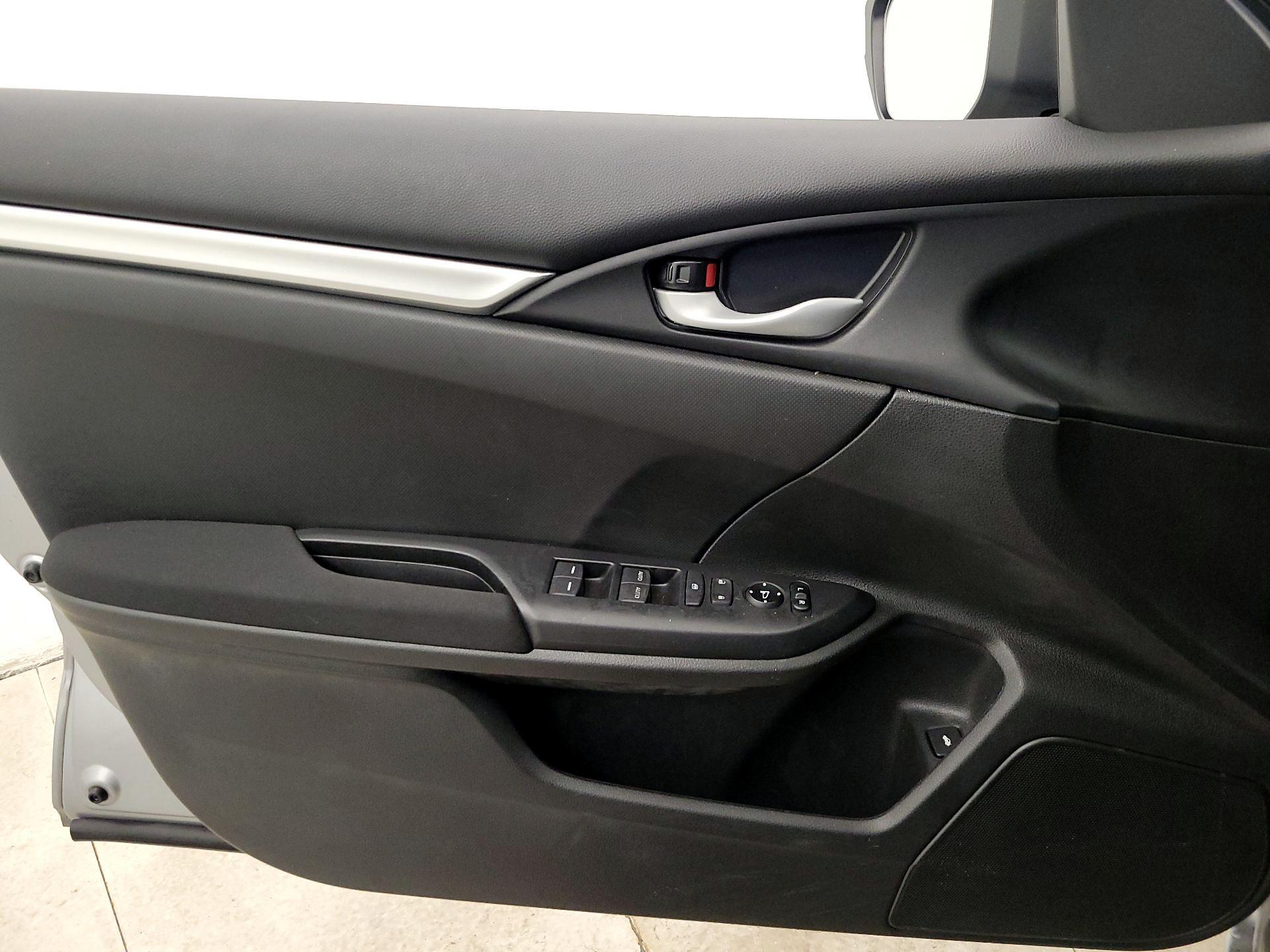 Thumbnail: 2019 Honda Civic - 12