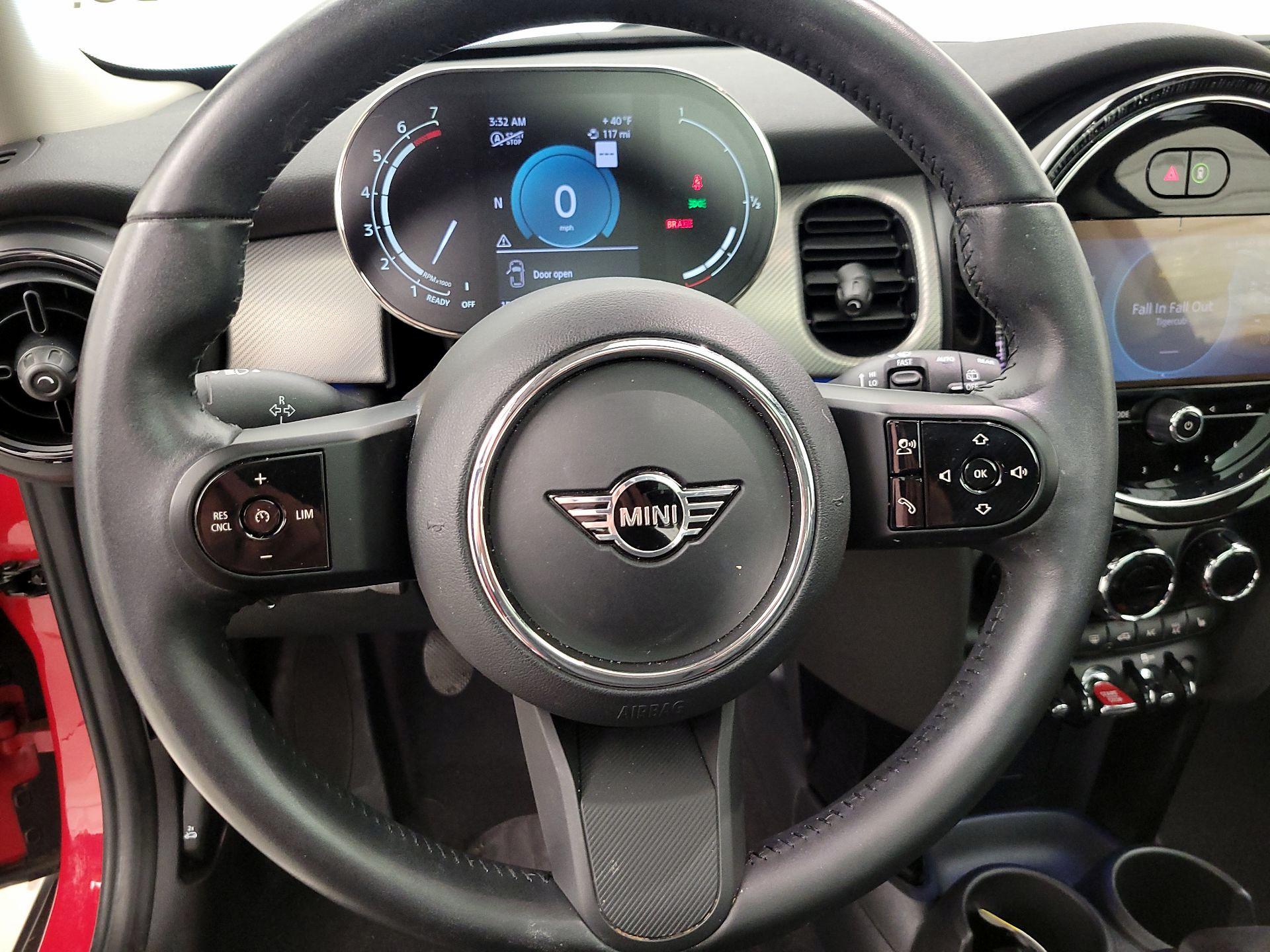 Thumbnail: 2022 MINI Cooper Hardtop - 10