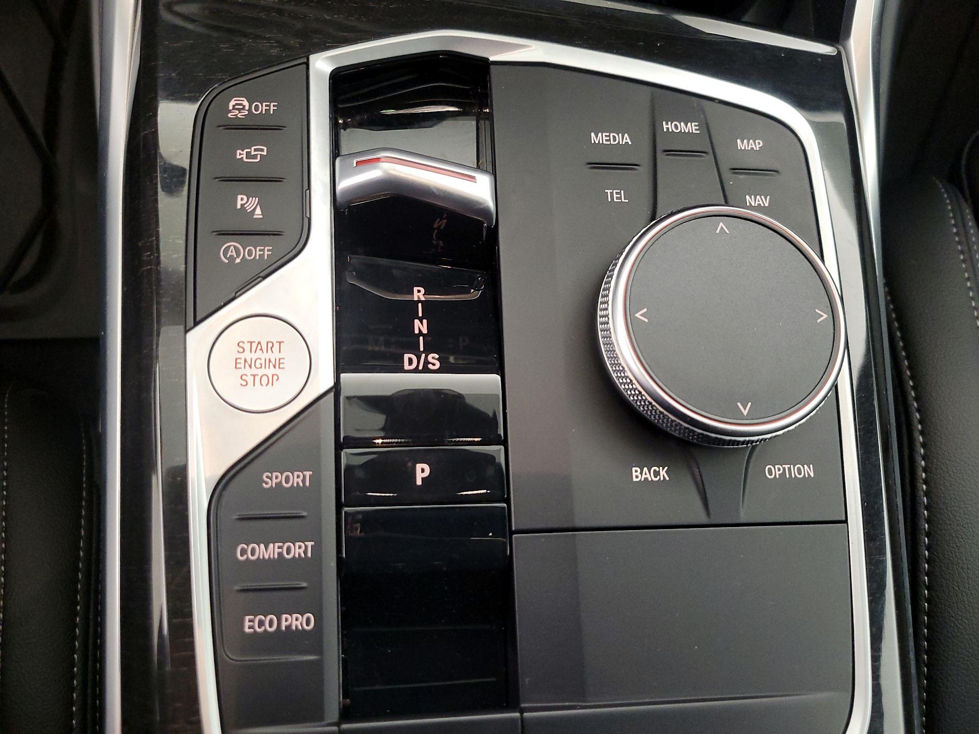 Thumbnail: 2024 BMW 3 Series - 18