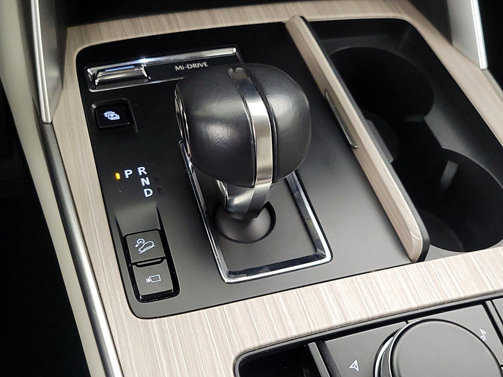 Thumbnail: 2024 Mazda CX-90 - 17
