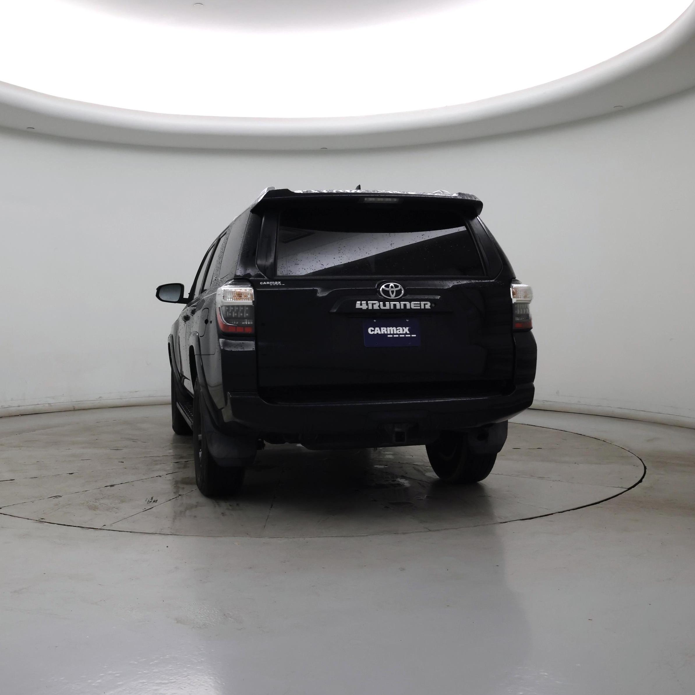 Thumbnail: 2016 Toyota 4Runner - 6