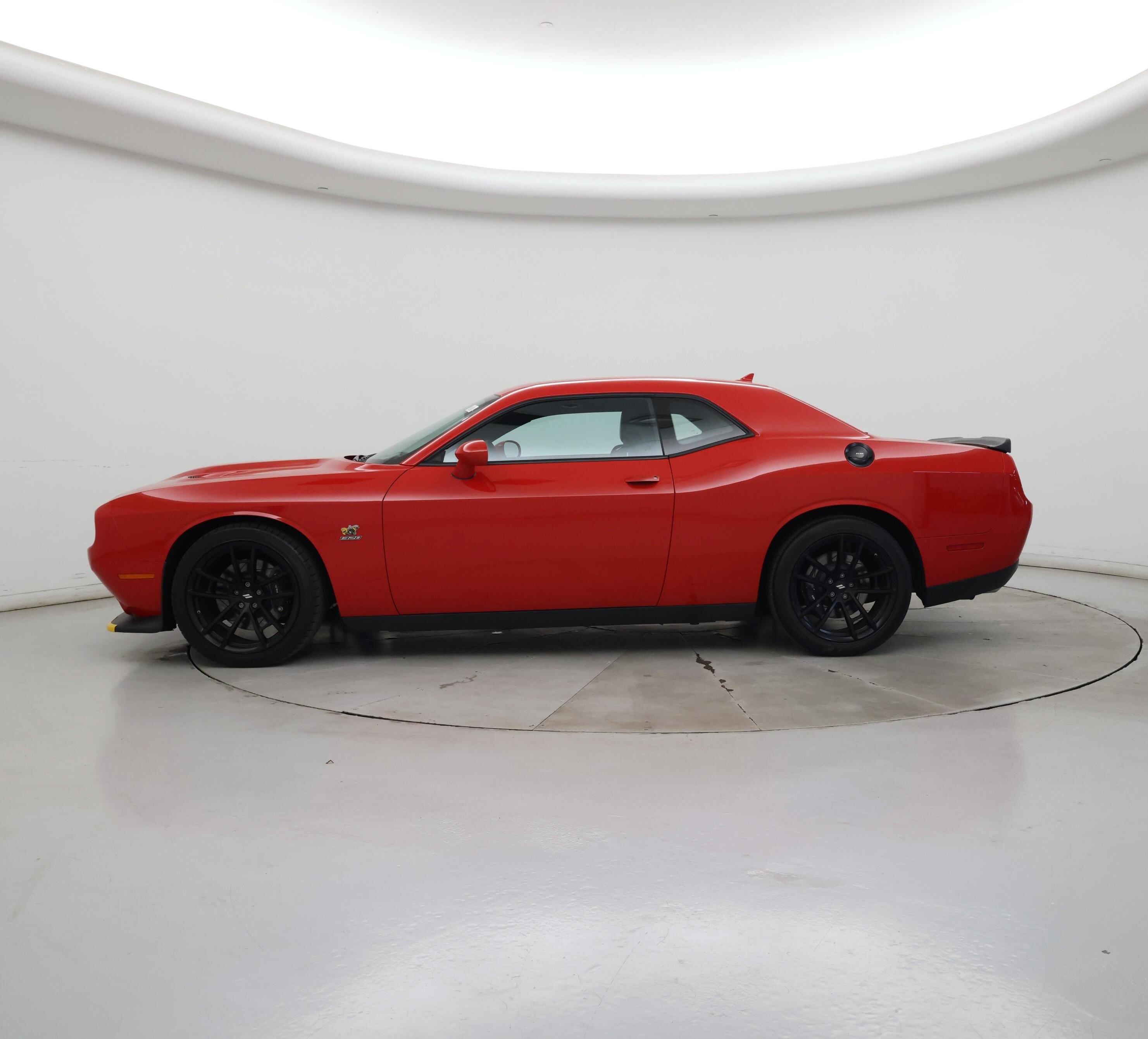 Thumbnail: 2019 Dodge Challenger - 3