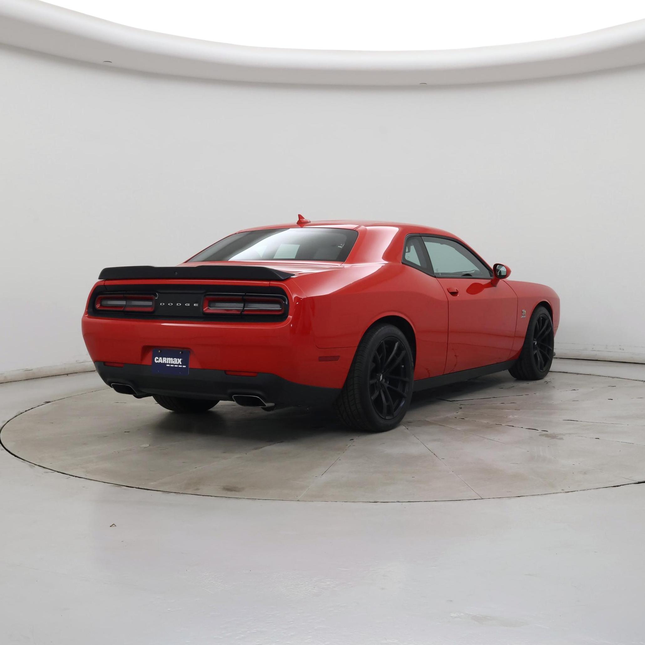 Thumbnail: 2019 Dodge Challenger - 8