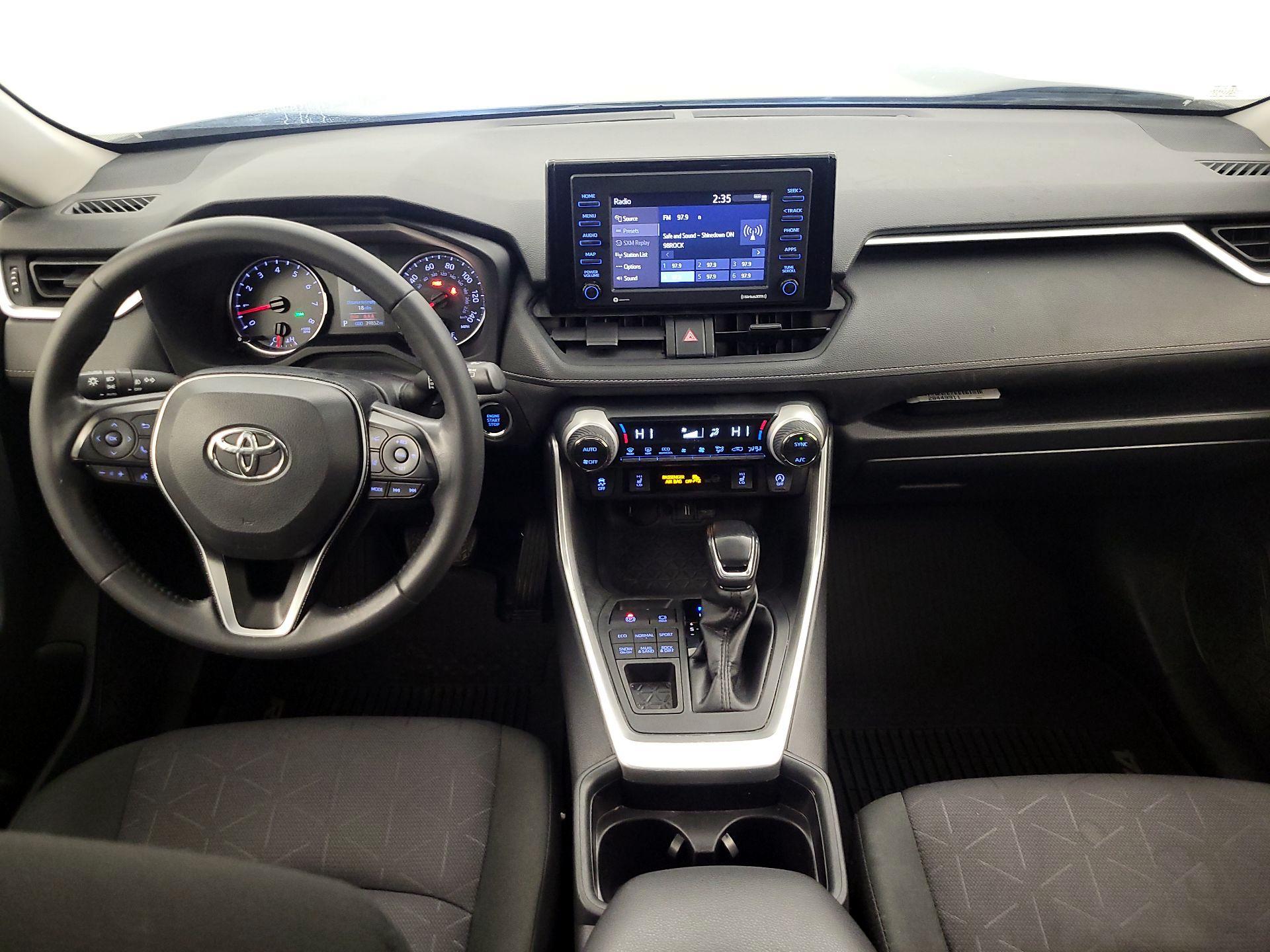 Thumbnail: 2020 Toyota RAV4 - 9