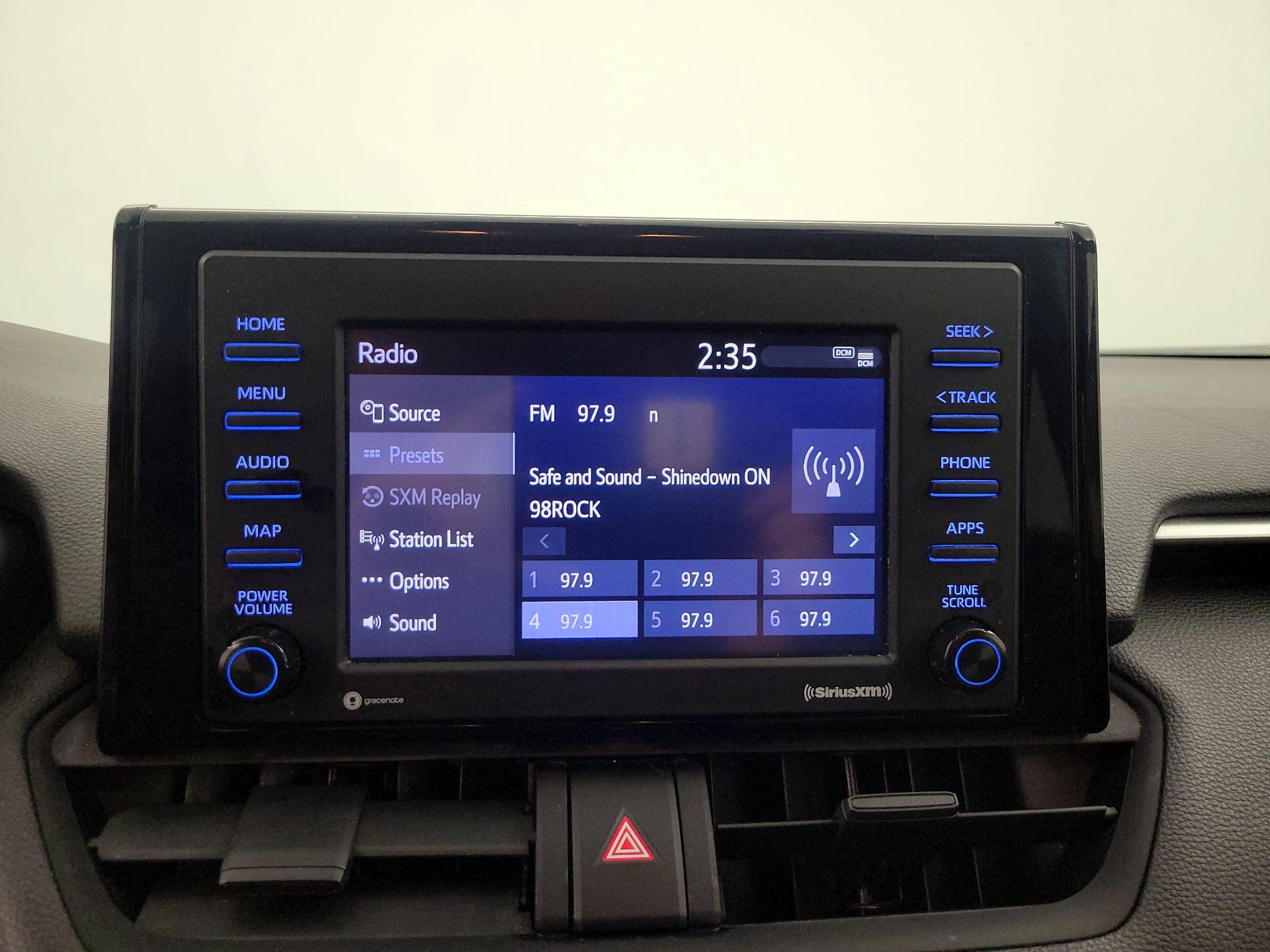 Thumbnail: 2020 Toyota RAV4 - 15