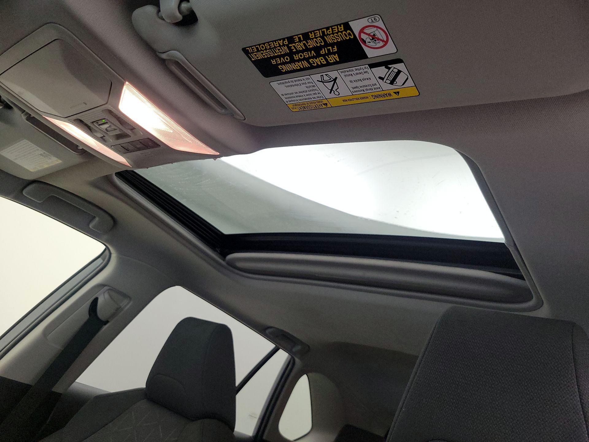 Thumbnail: 2020 Toyota RAV4 - 19