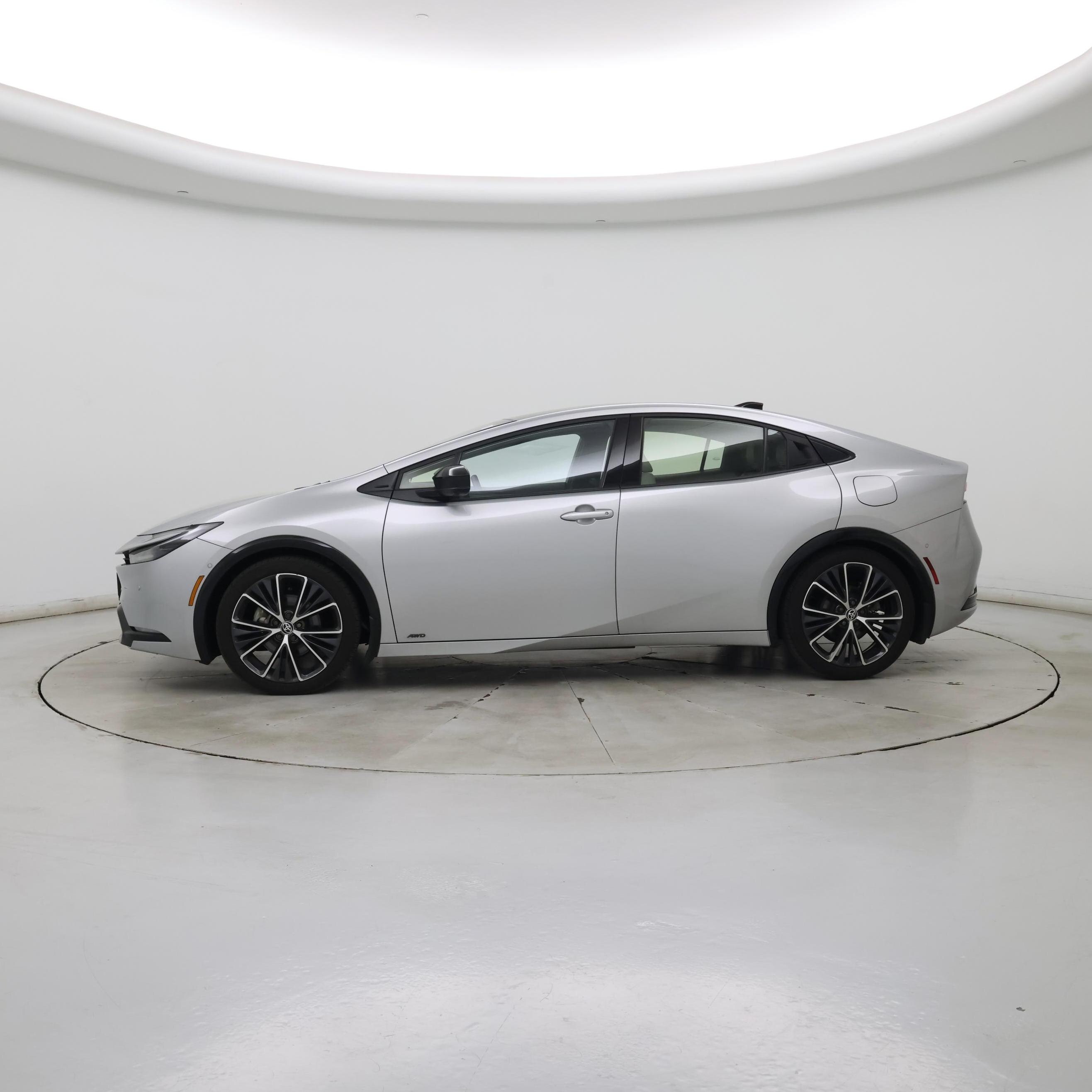 Thumbnail: 2024 Toyota Prius - 3