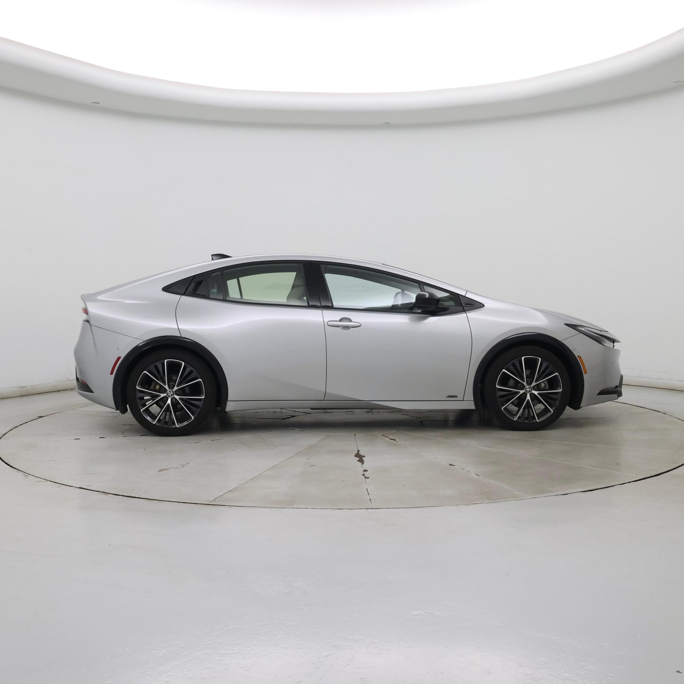 Thumbnail: 2024 Toyota Prius - 7