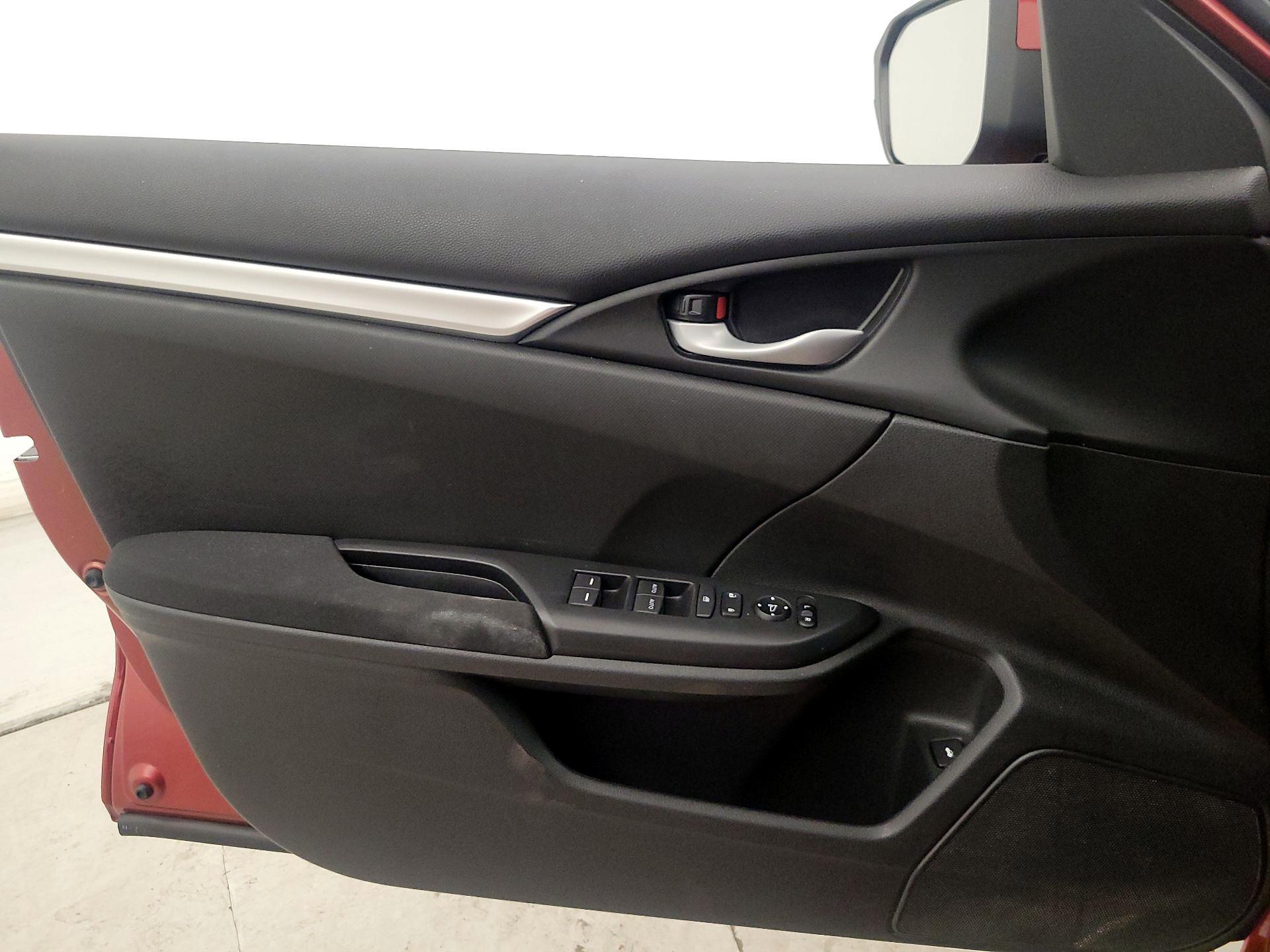 Thumbnail: 2019 Honda Civic - 12