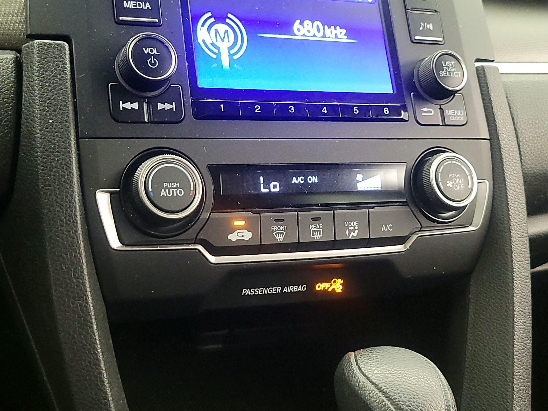 Thumbnail: 2019 Honda Civic - 16