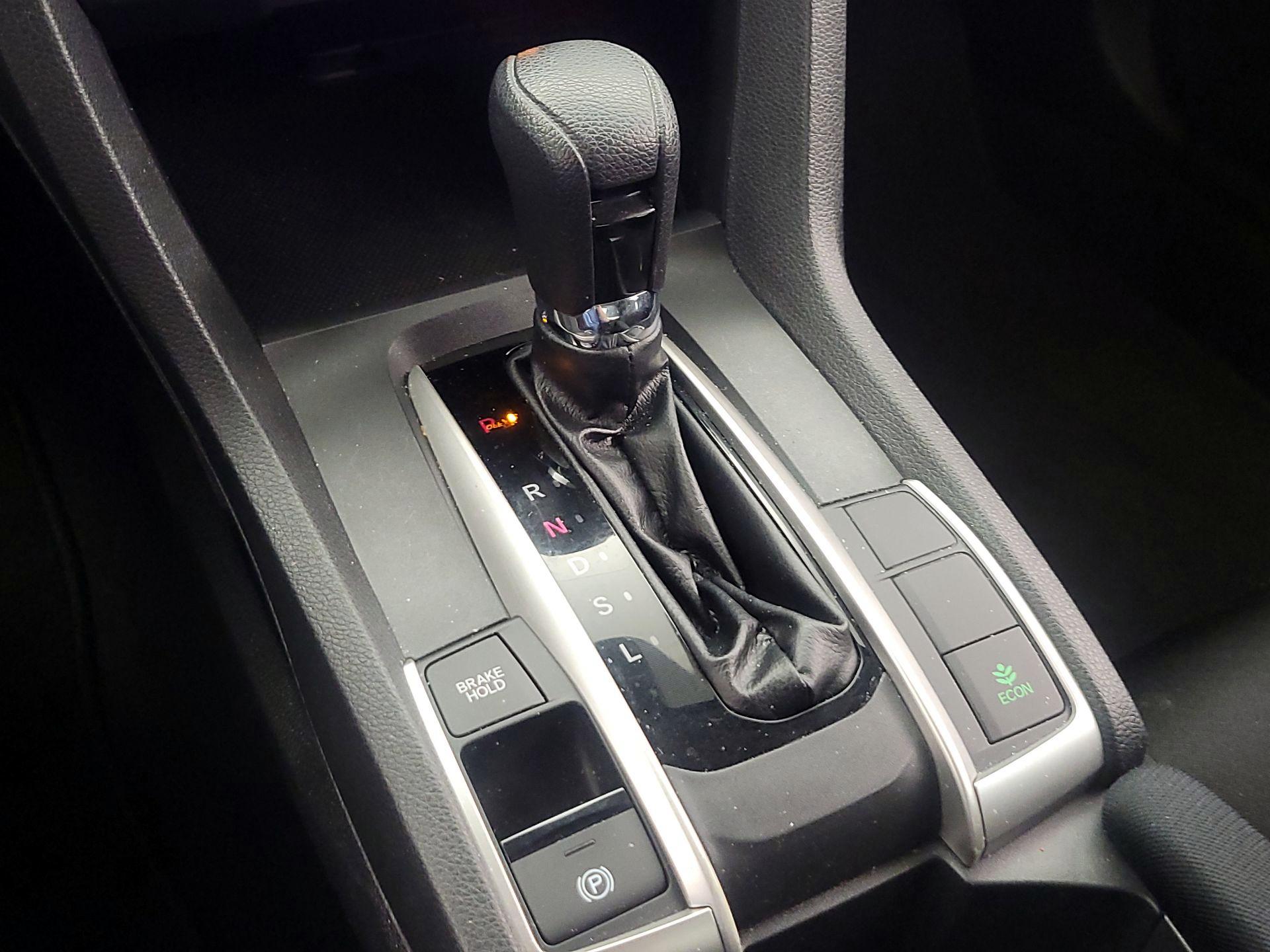 Thumbnail: 2019 Honda Civic - 17