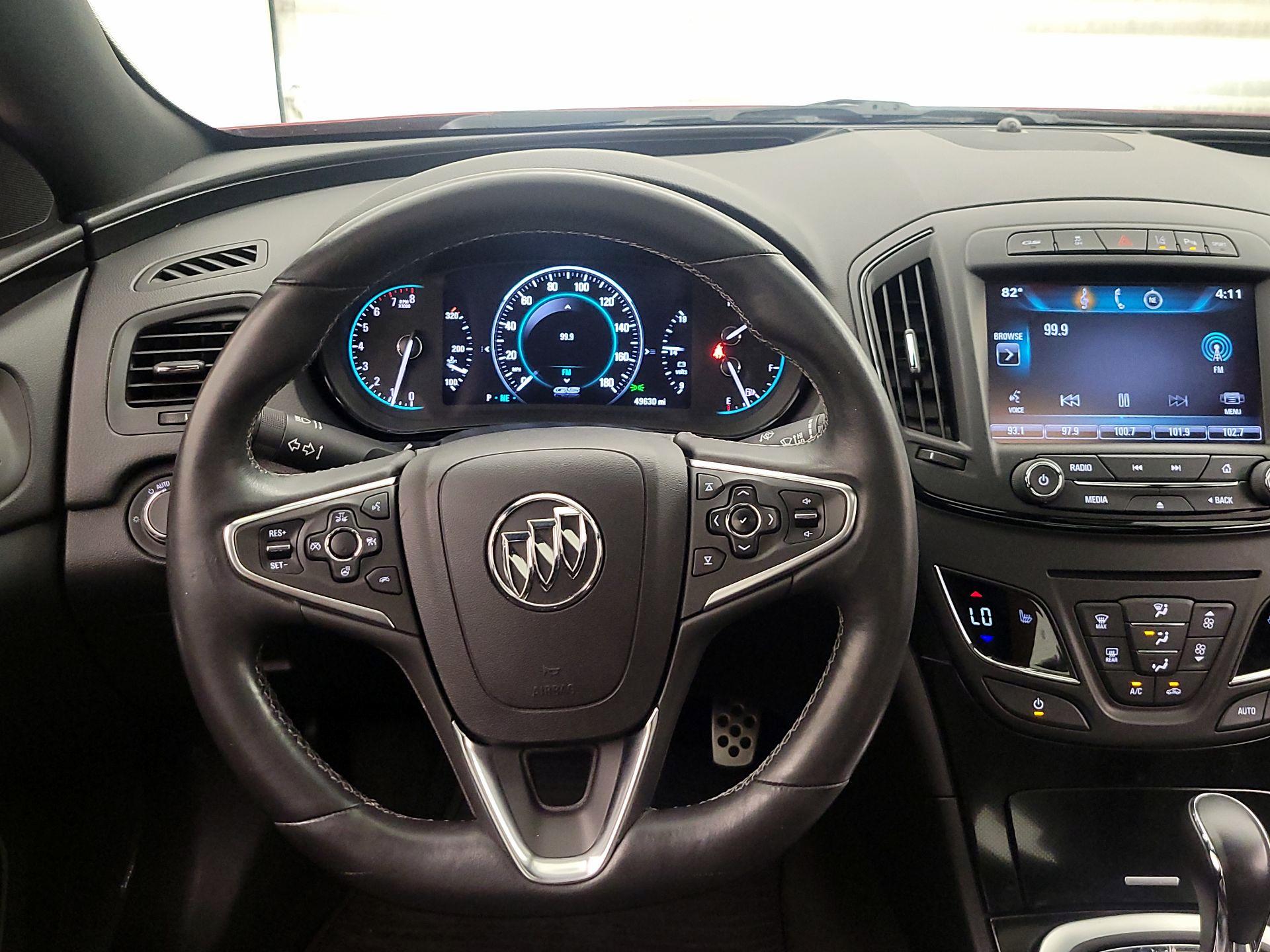 Thumbnail: 2015 Buick Regal - 10