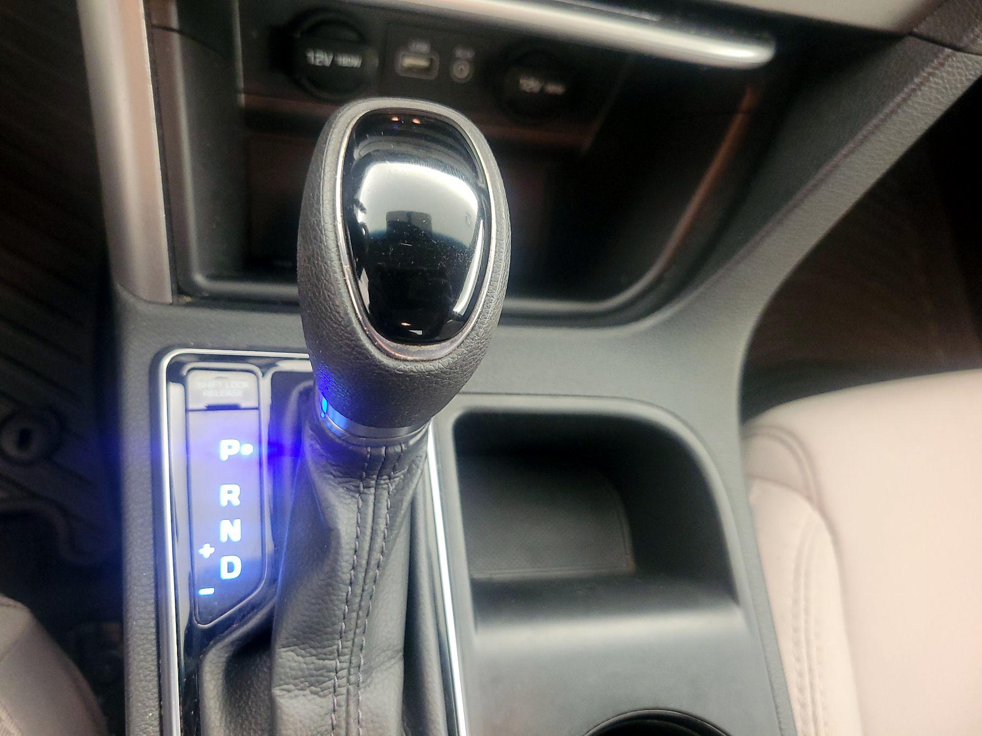 Thumbnail: 2015 Hyundai Sonata - 17