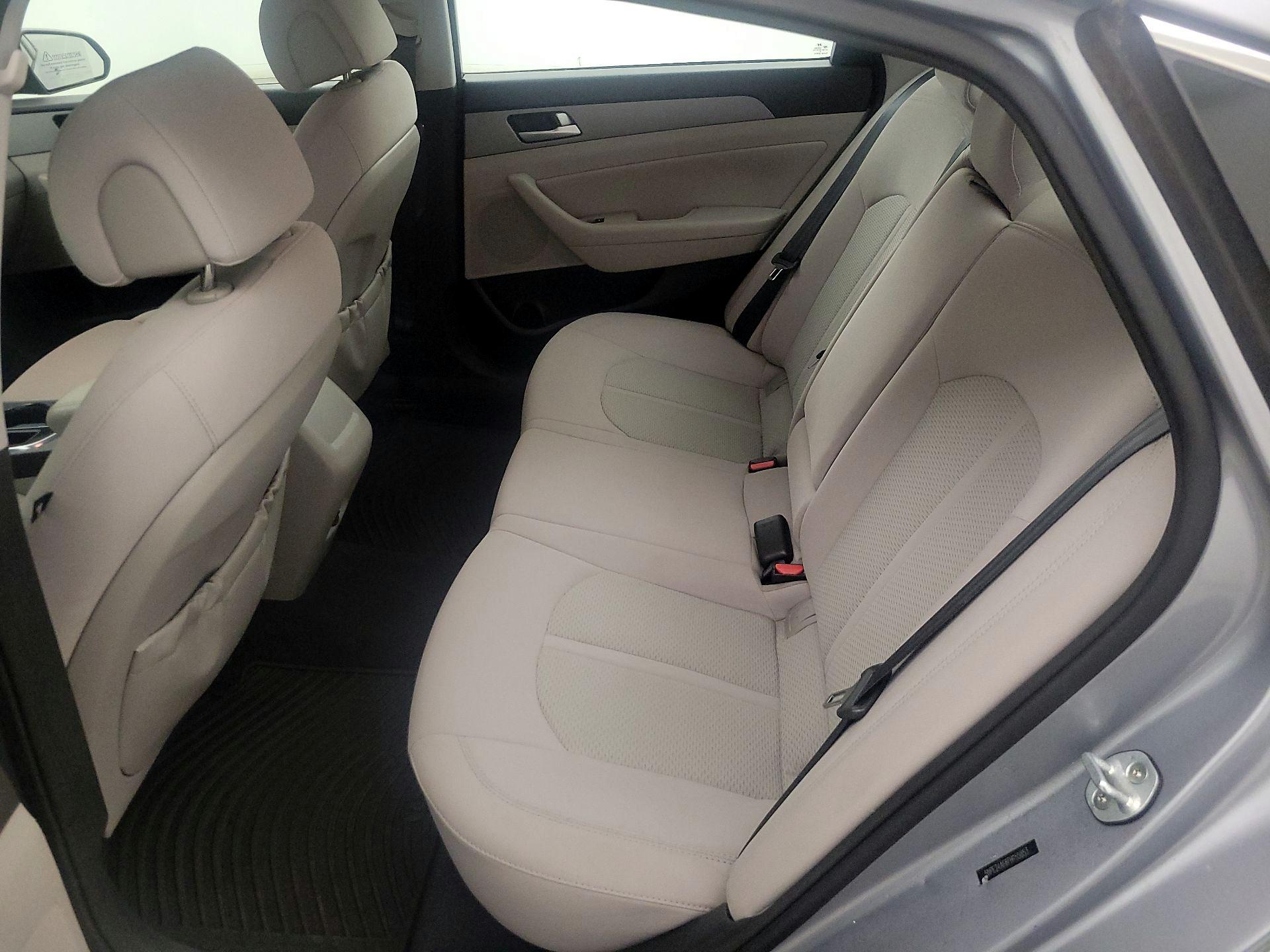 Thumbnail: 2015 Hyundai Sonata - 19