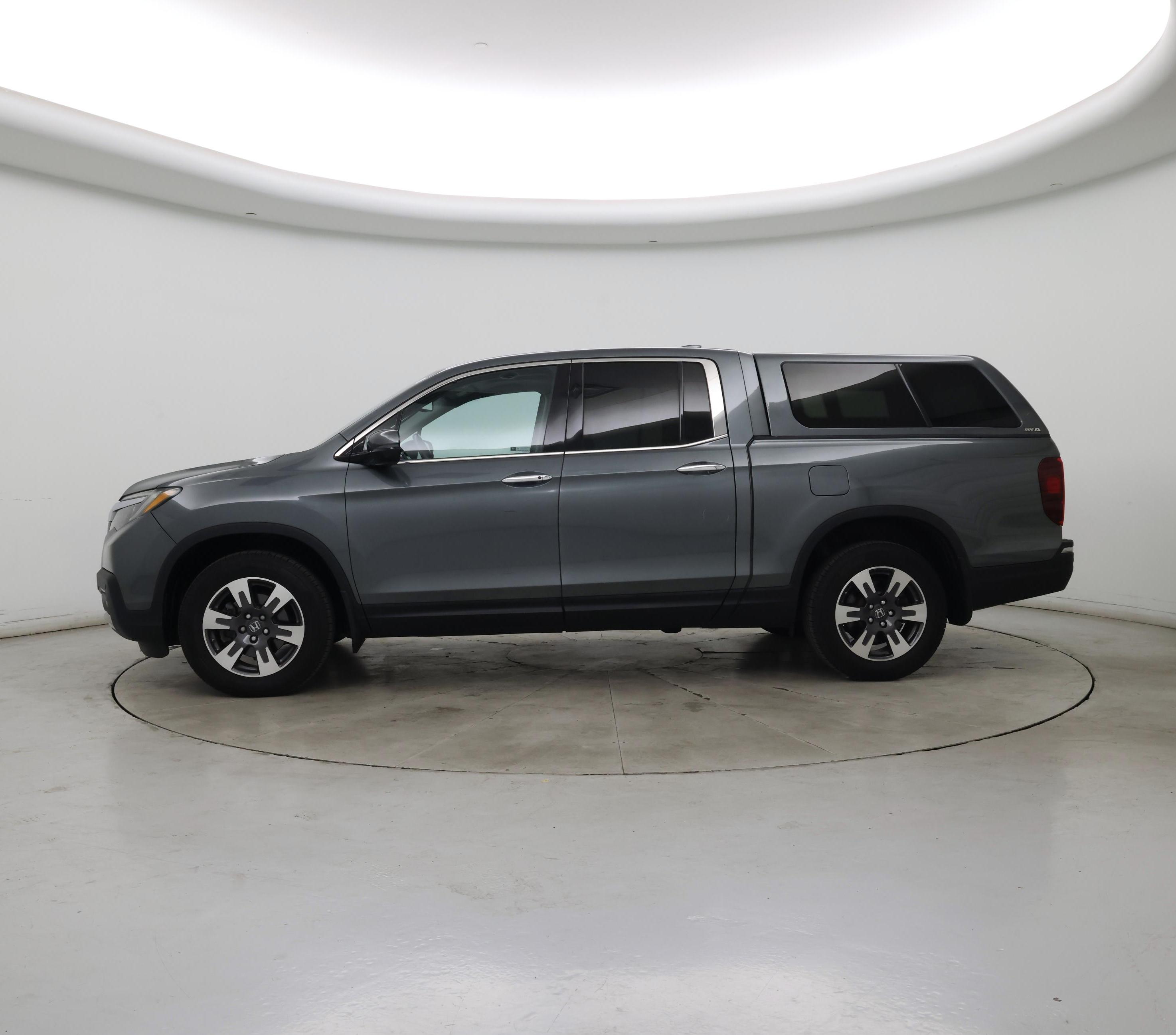 Thumbnail: 2019 Honda Ridgeline - 3