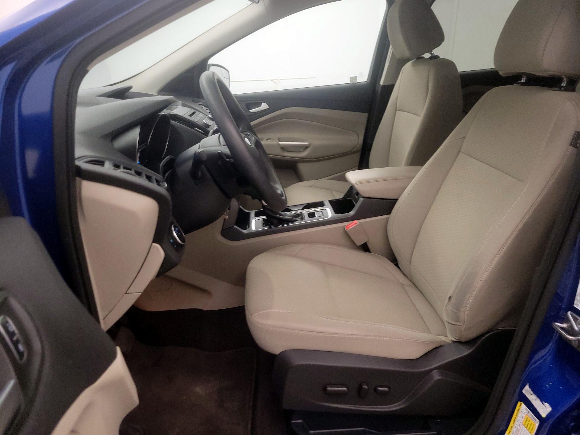 Thumbnail: 2017 Ford Escape - 11