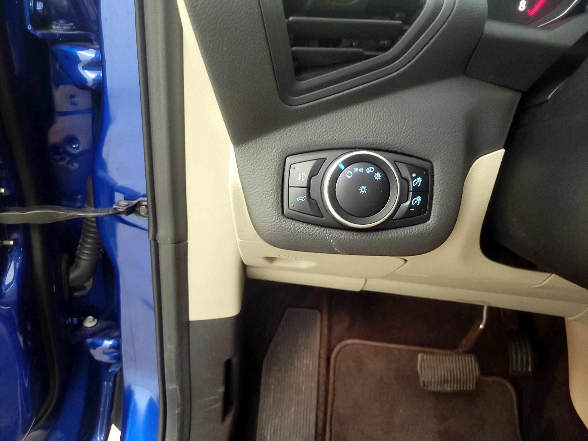 Thumbnail: 2017 Ford Escape - 13
