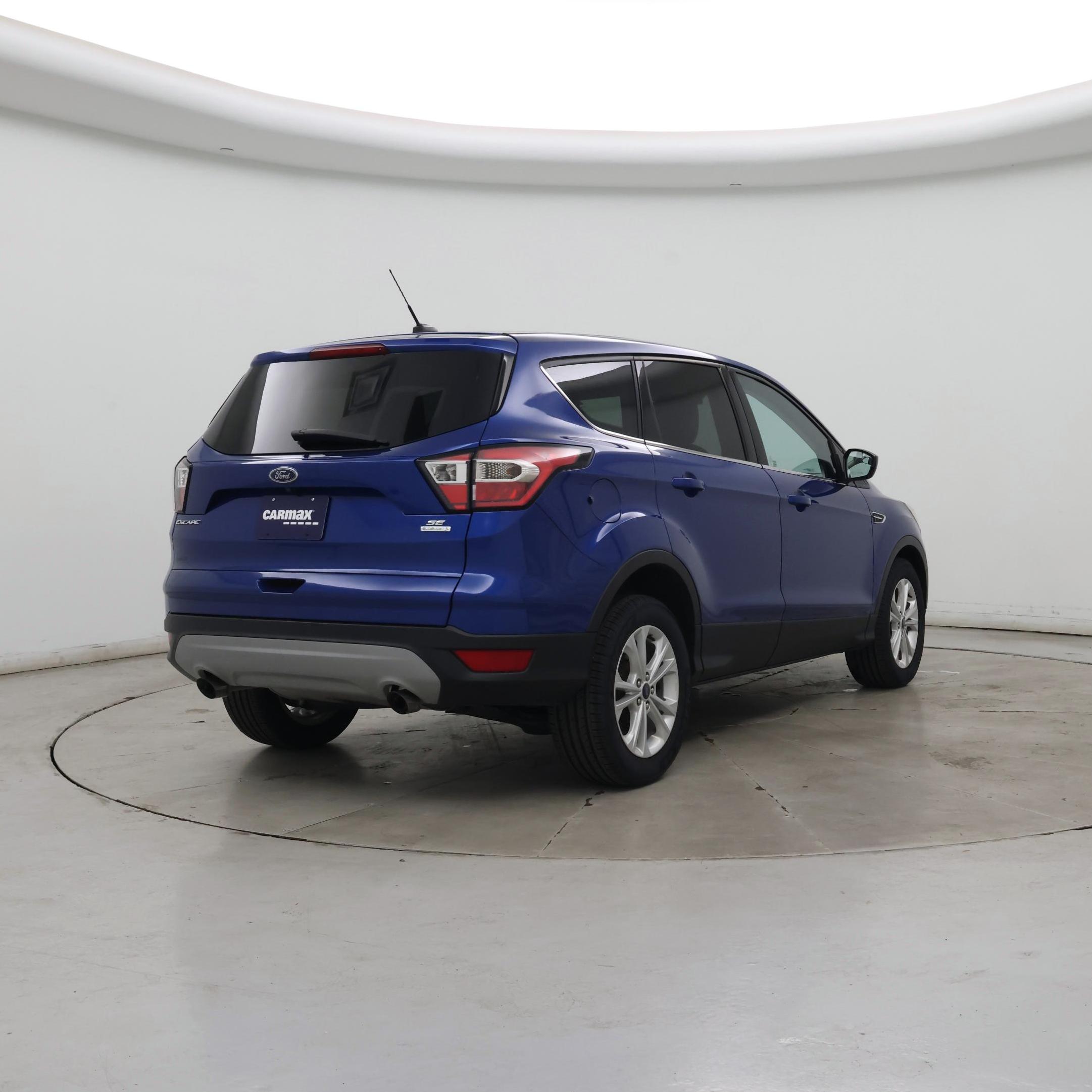 Thumbnail: 2017 Ford Escape - 8