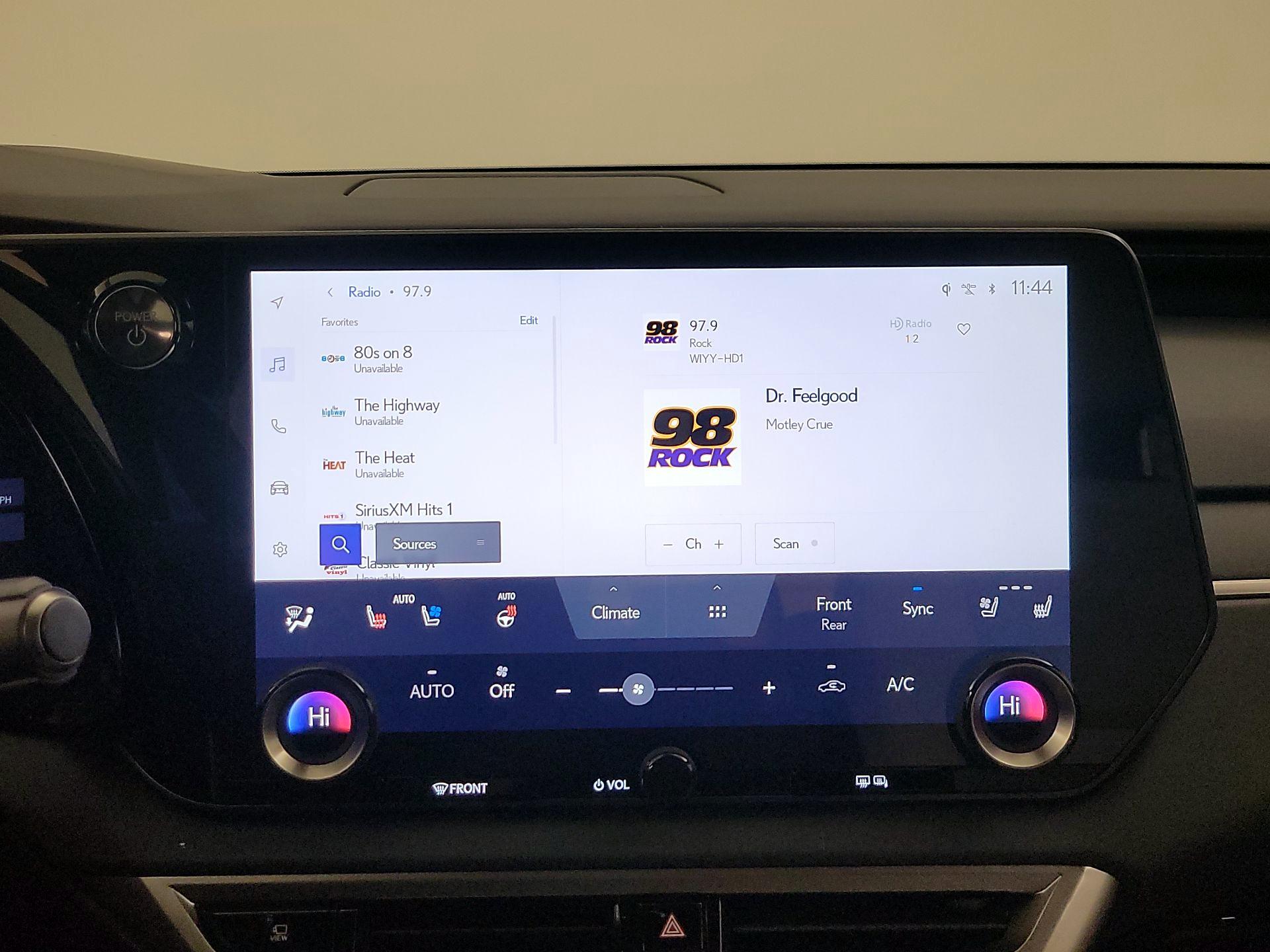 Thumbnail: 2025 Lexus RX - 15