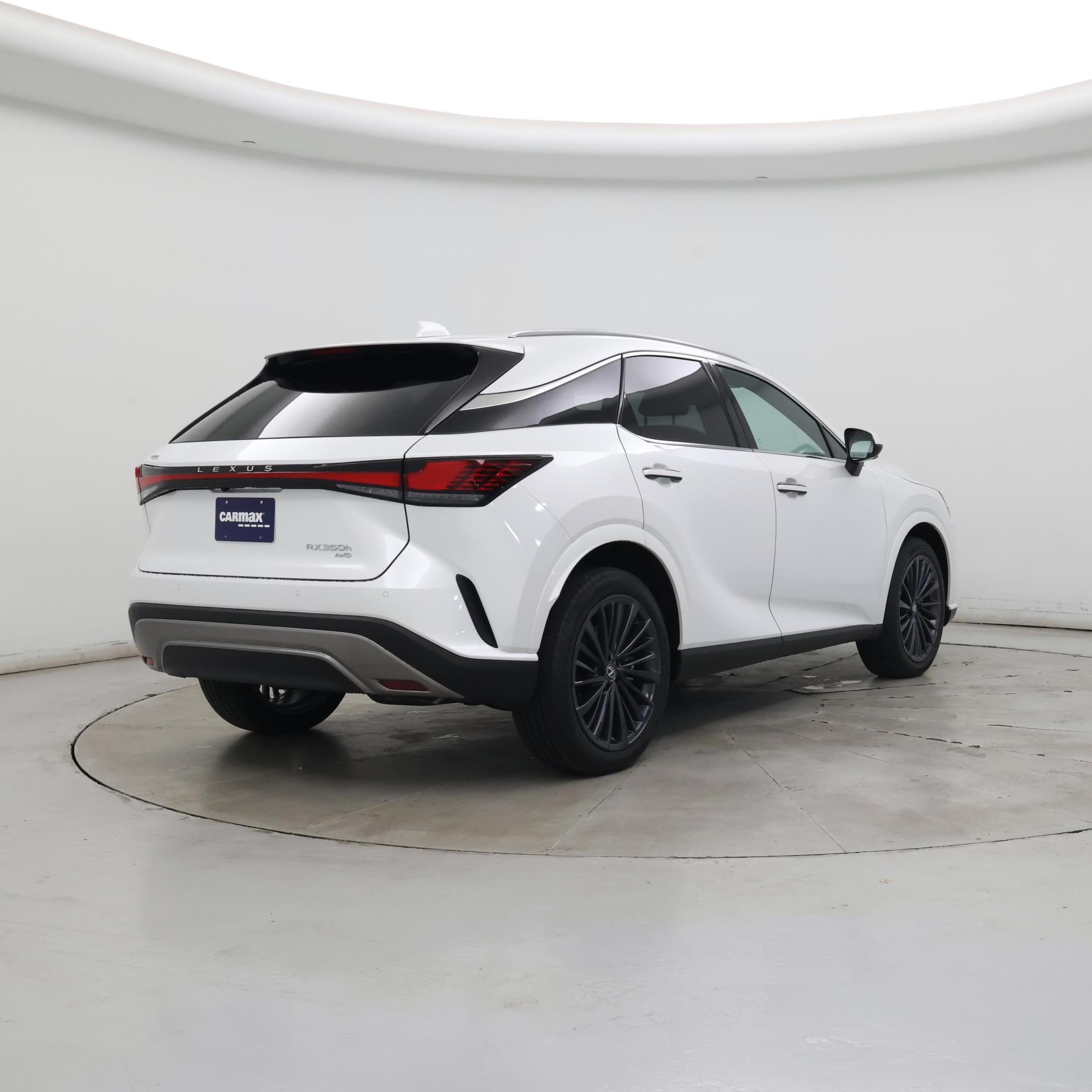 Thumbnail: 2025 Lexus RX - 8