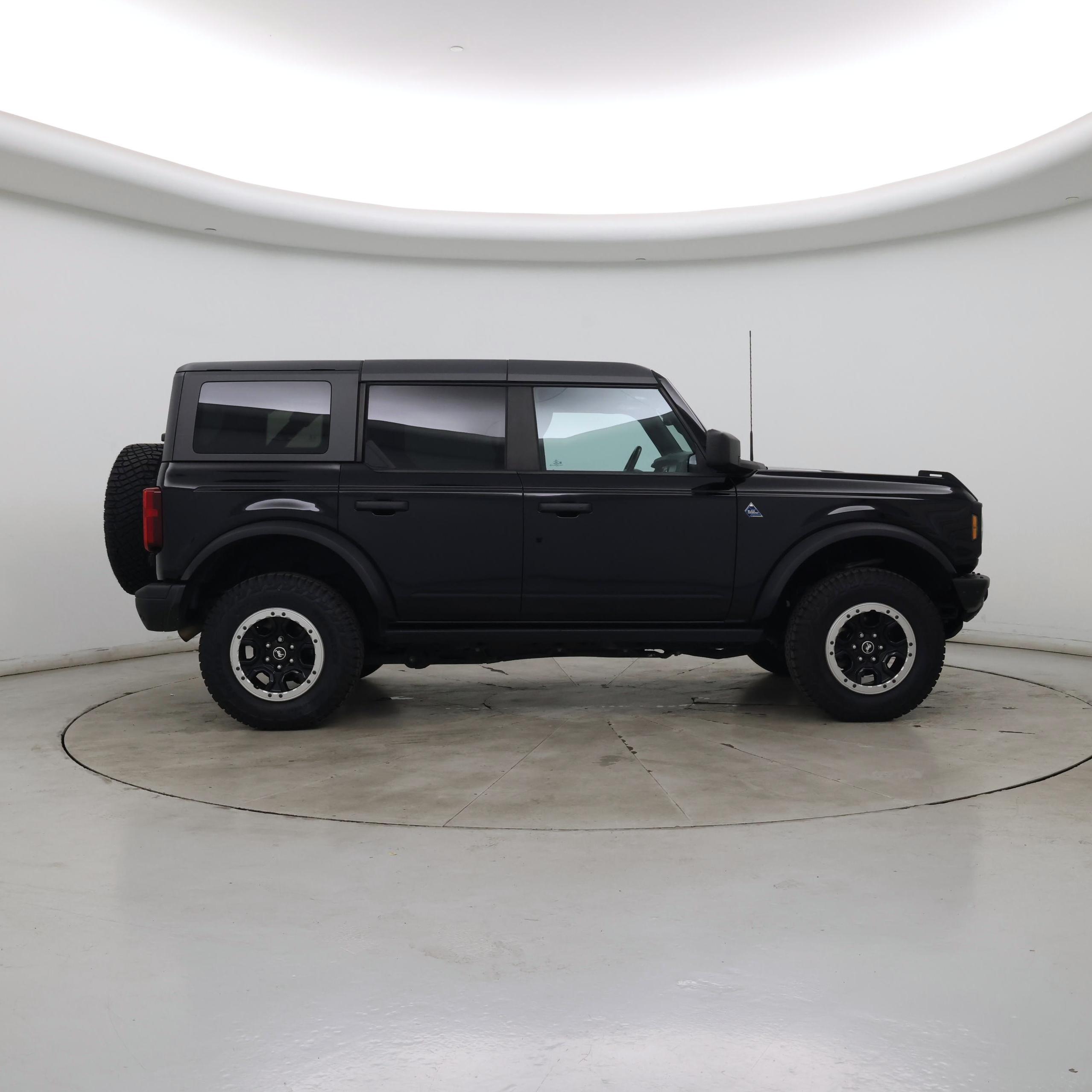 Thumbnail: 2022 Ford Bronco - 7