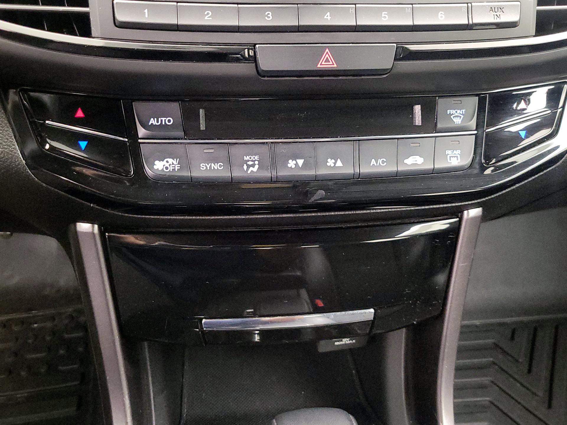 Thumbnail: 2017 Honda Accord - 16