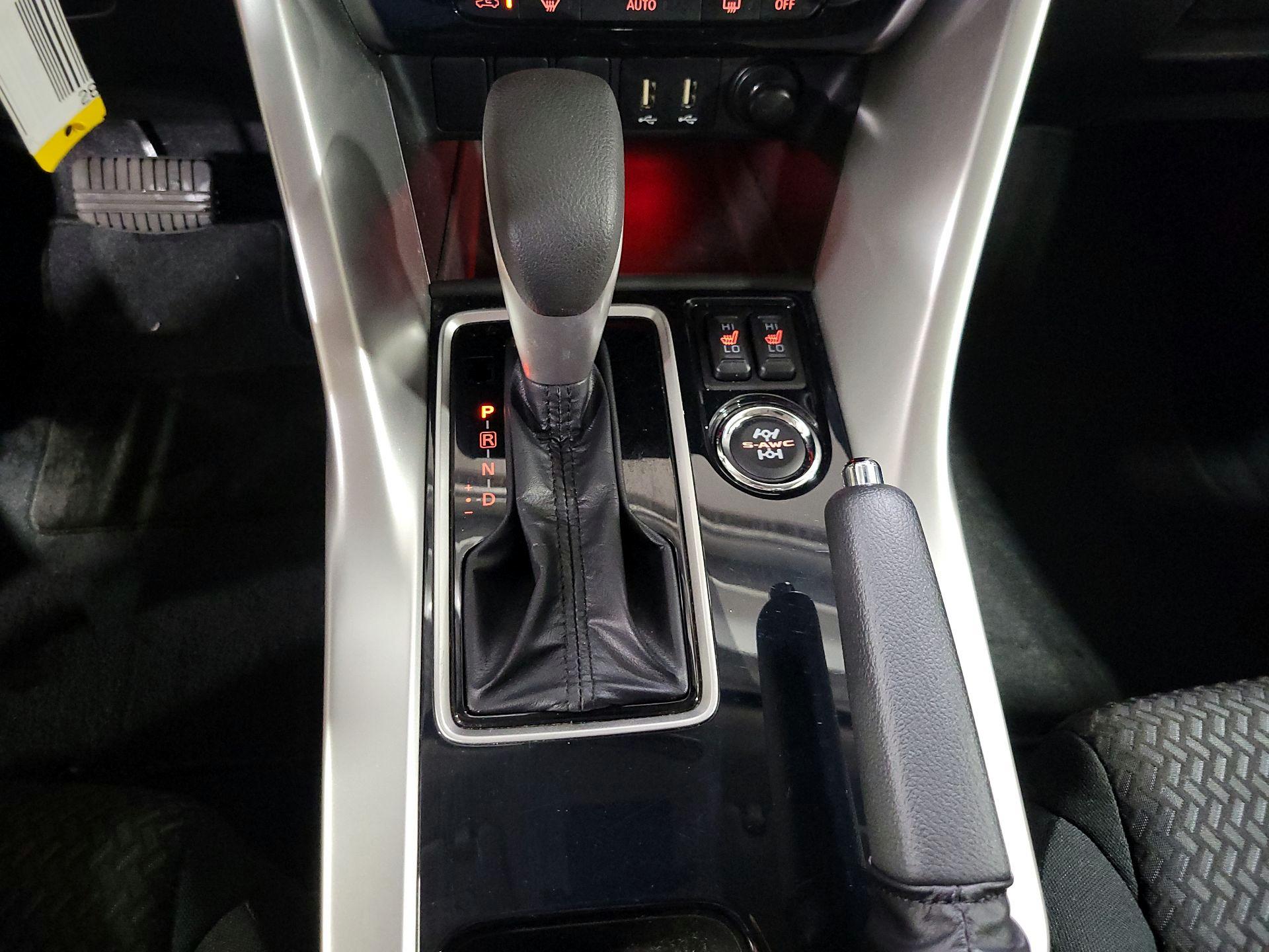 Thumbnail: 2023 Mitsubishi Eclipse Cross - 17