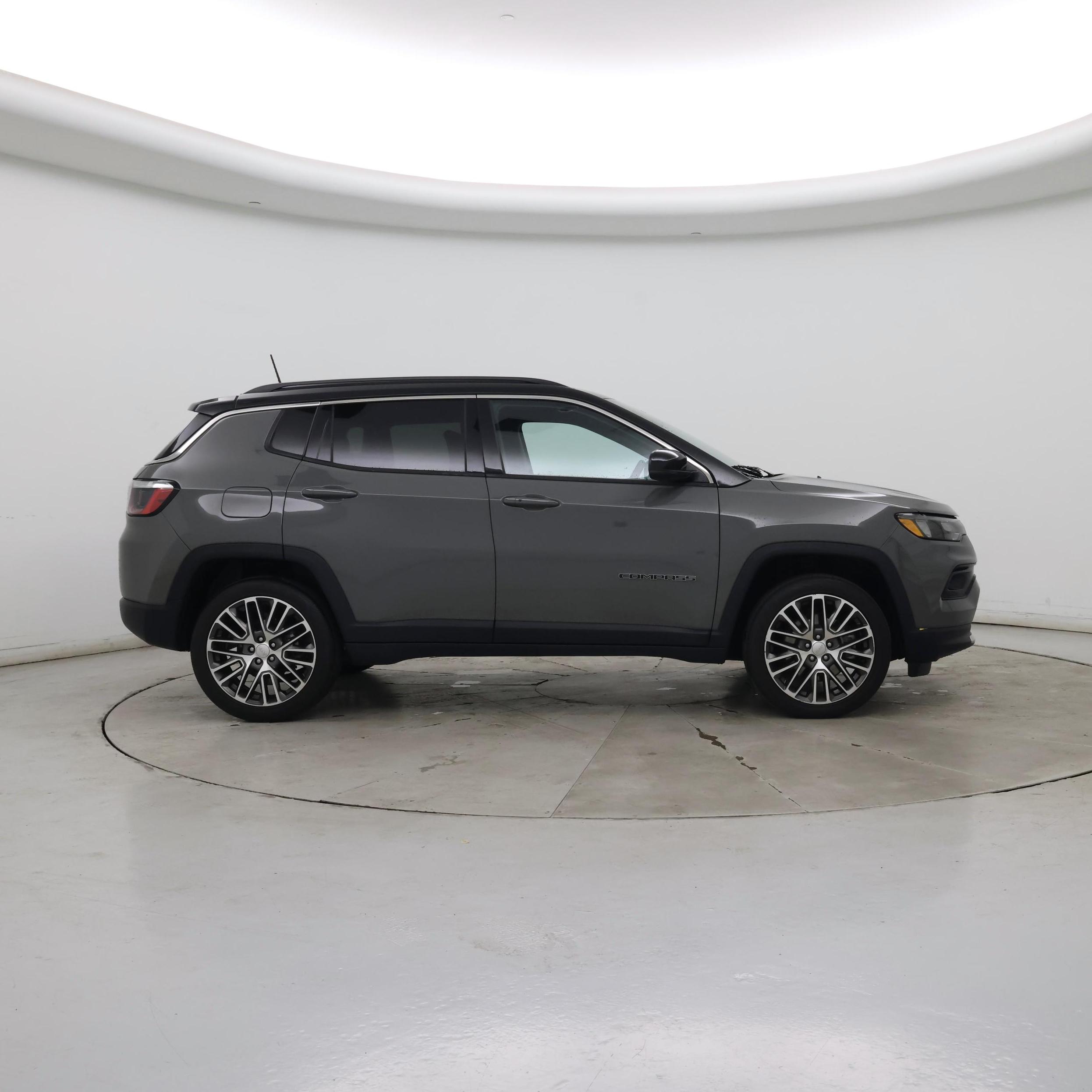 Thumbnail: 2023 Jeep Compass - 7