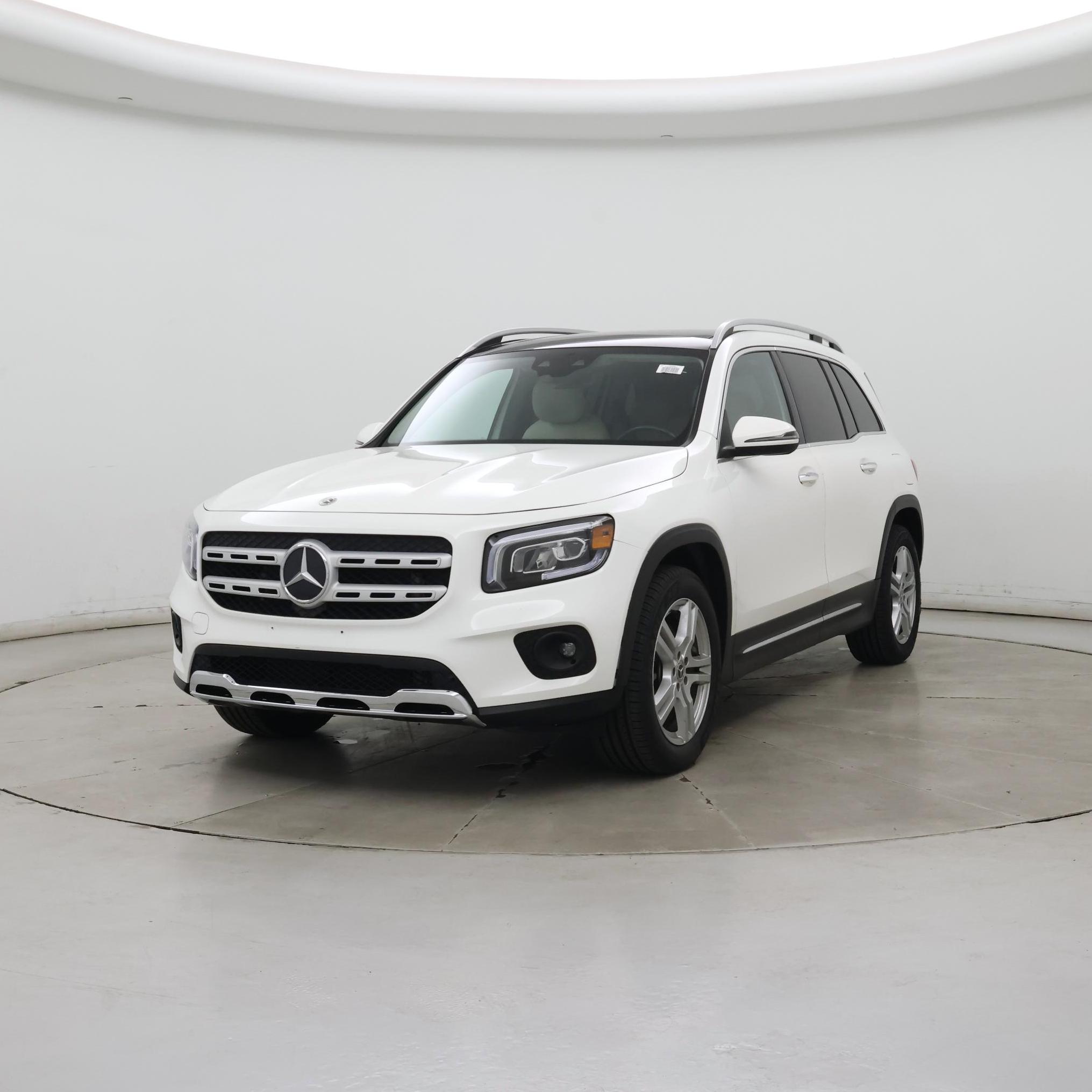 Thumbnail: 2021 Mercedes-Benz GLB - 4