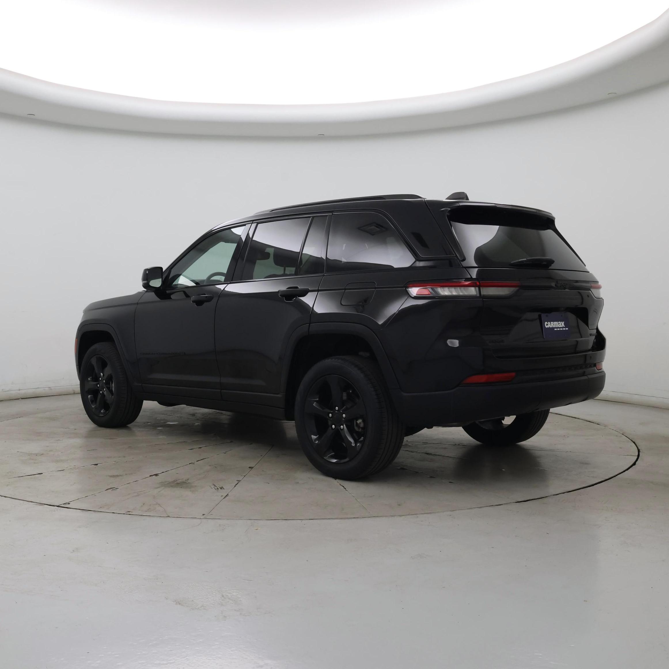 Thumbnail: 2023 Jeep Grand Cherokee - 2