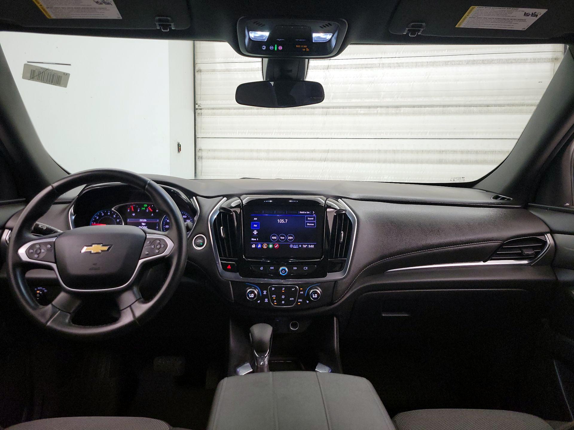 Thumbnail: 2023 Chevrolet Traverse - 9