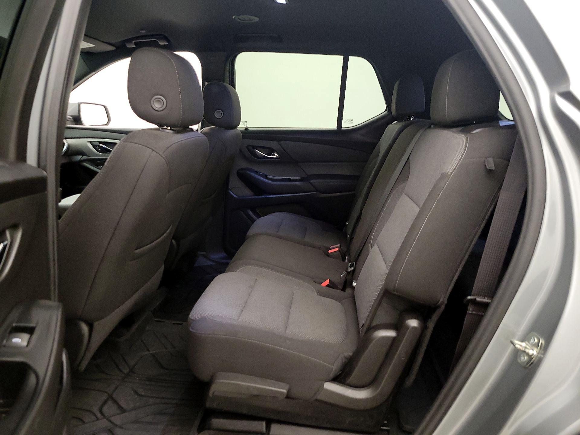 Thumbnail: 2023 Chevrolet Traverse - 19