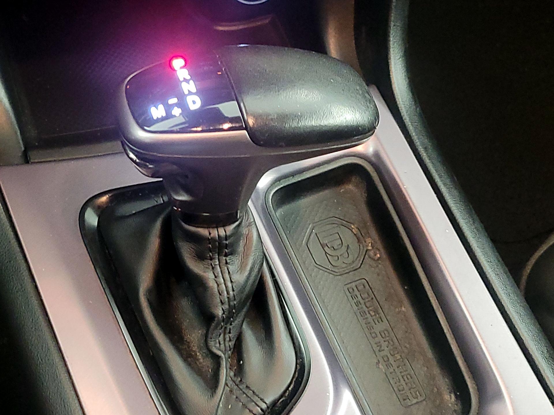 Thumbnail: 2020 Dodge Charger - 18