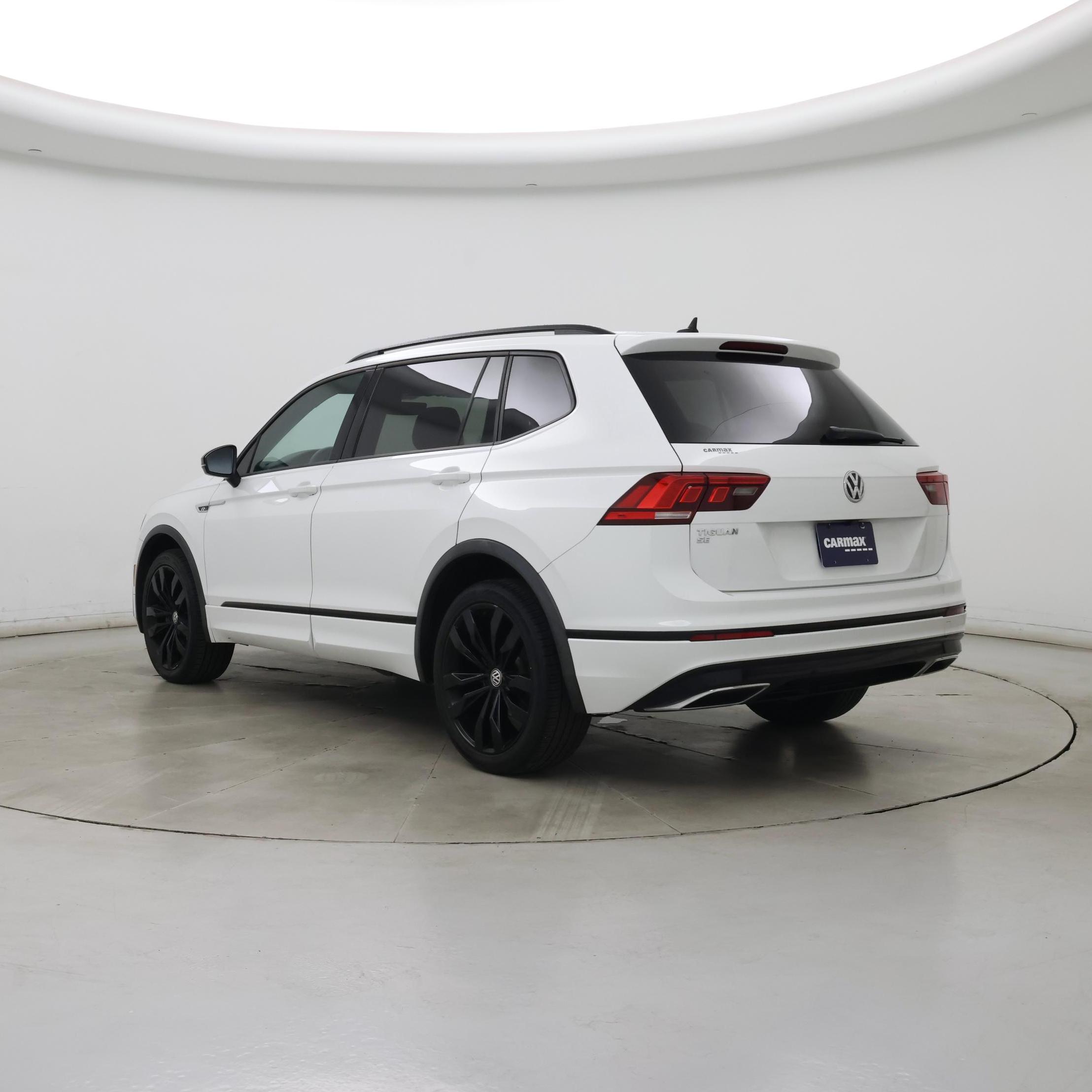 Thumbnail: 2021 Volkswagen Tiguan - 2