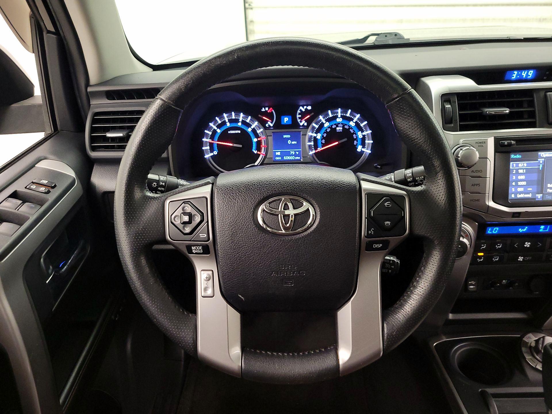 Thumbnail: 2014 Toyota 4Runner - 10