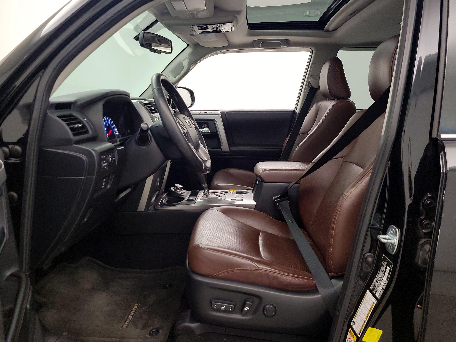 Thumbnail: 2014 Toyota 4Runner - 11