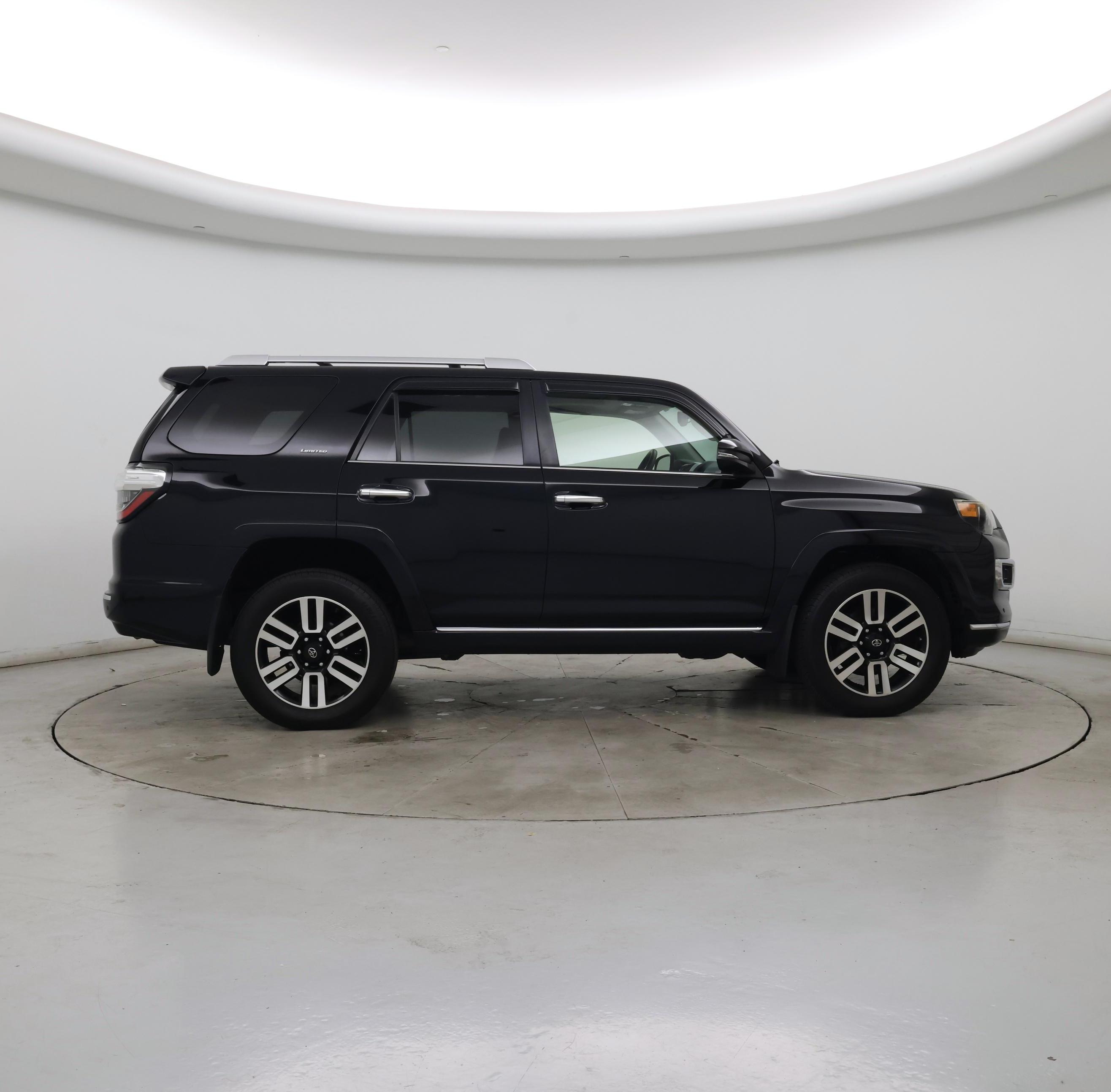 Thumbnail: 2014 Toyota 4Runner - 7
