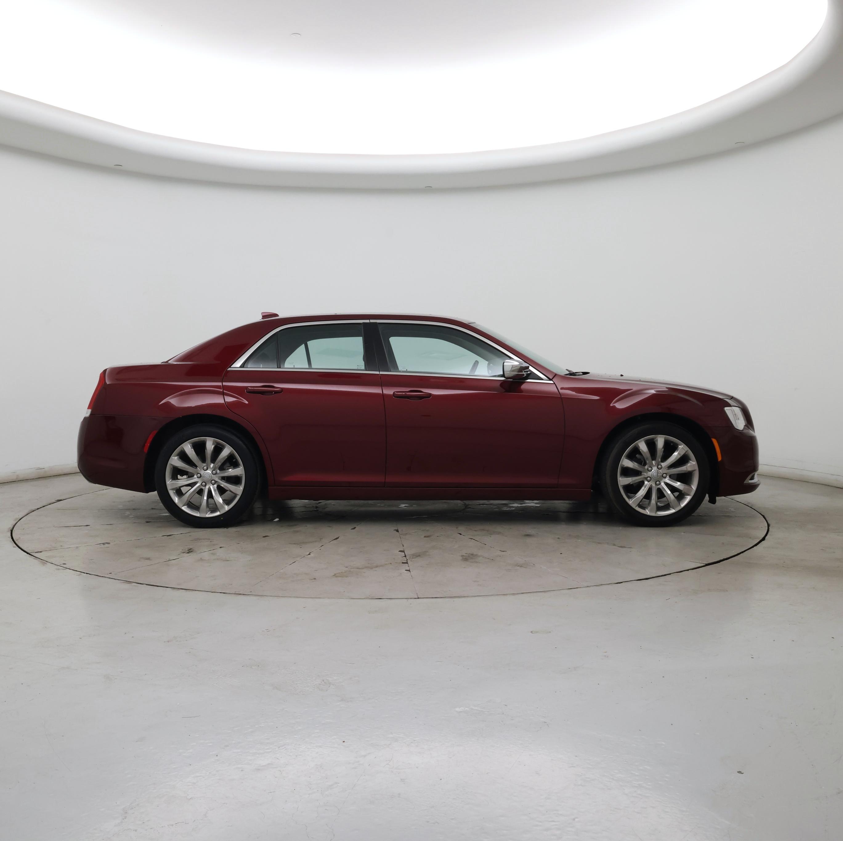 Thumbnail: 2019 Chrysler 300 - 7