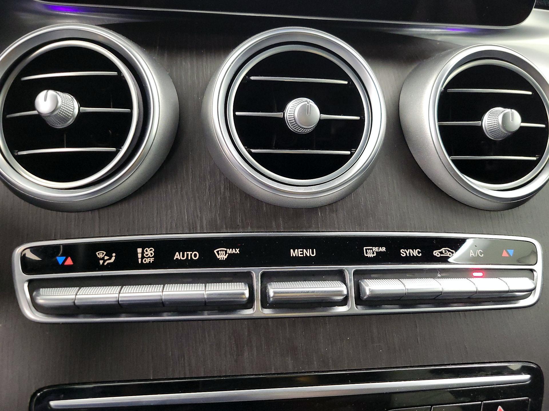 Thumbnail: 2021 Mercedes-Benz GLC - 17