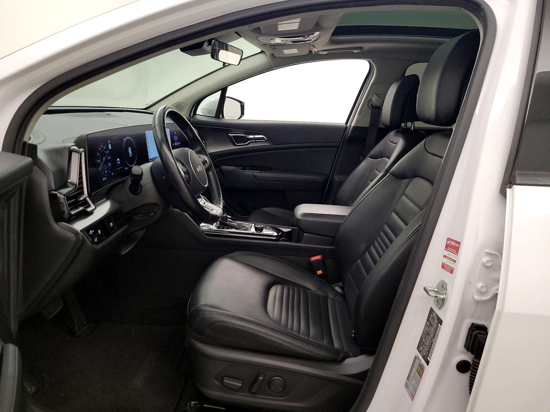 Thumbnail: 2023 Kia Sportage - 11