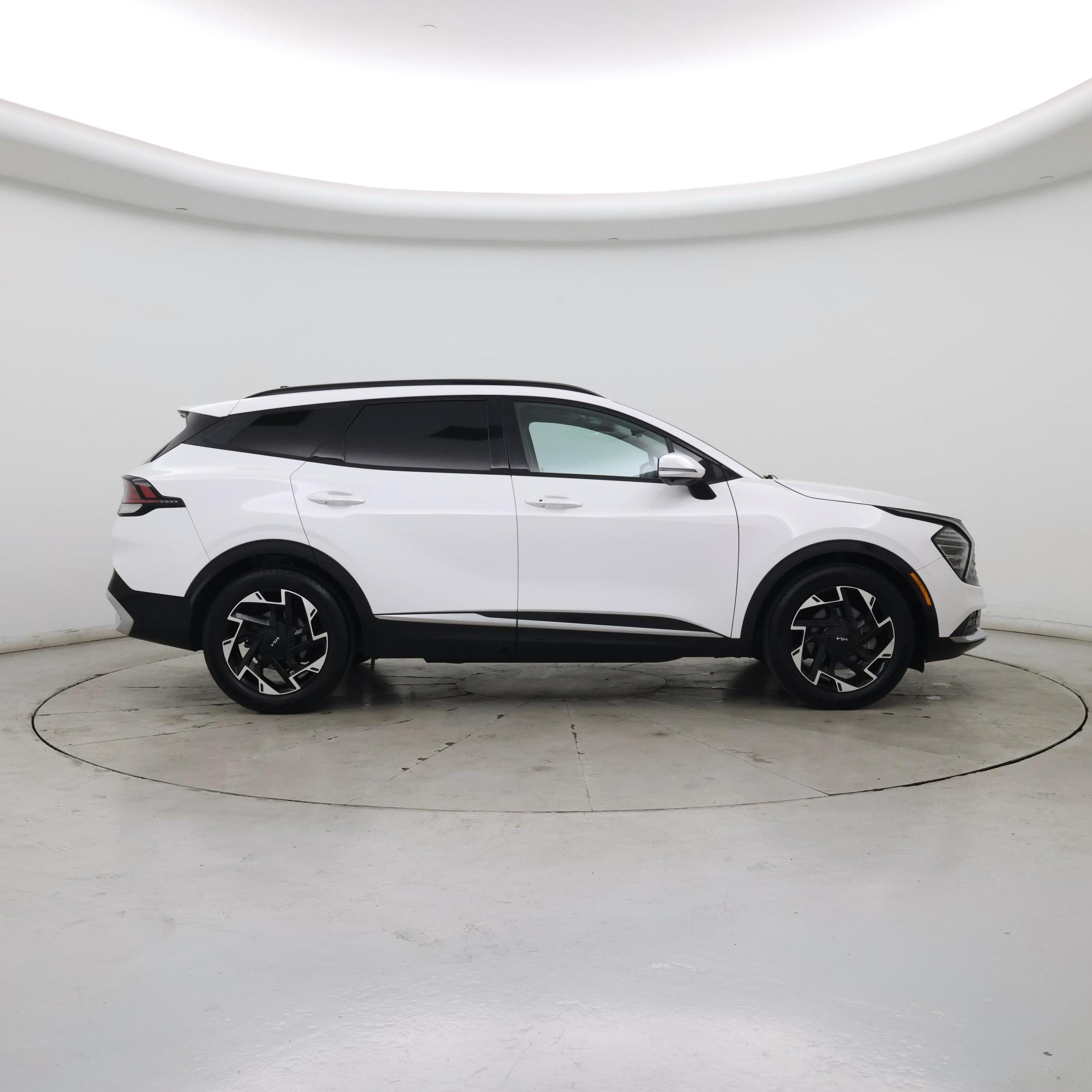 Thumbnail: 2023 Kia Sportage - 7