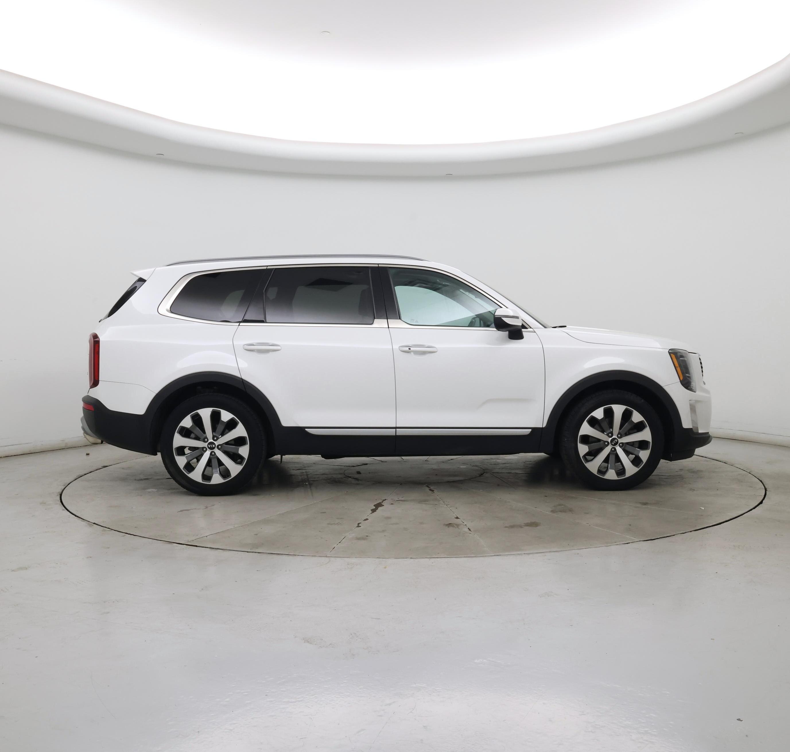 Thumbnail: 2020 Kia Telluride - 7