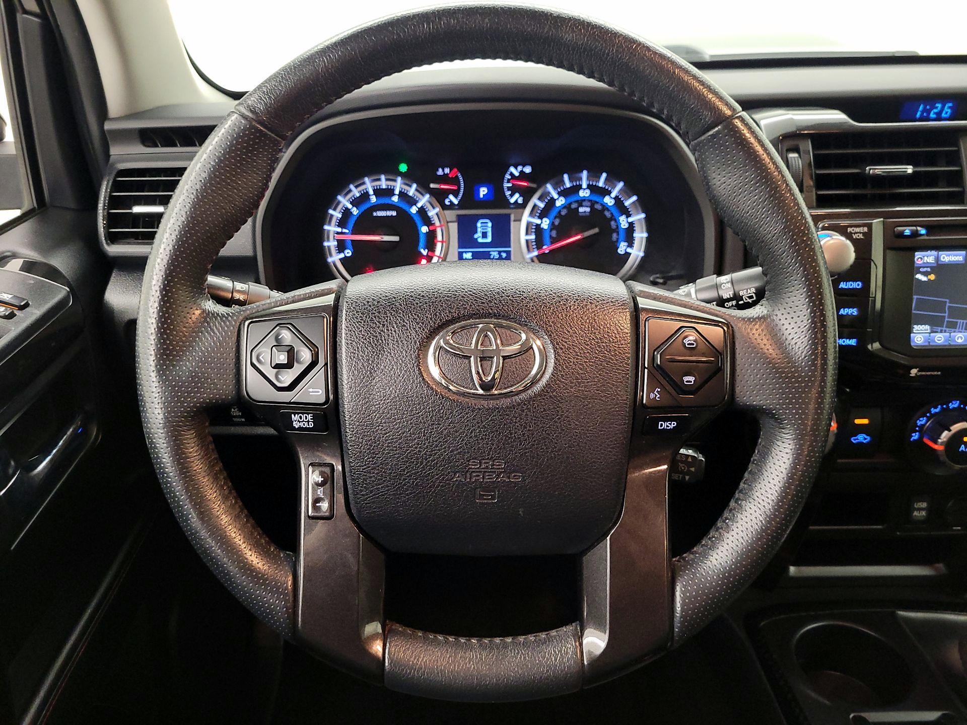 Thumbnail: 2019 Toyota 4Runner - 10