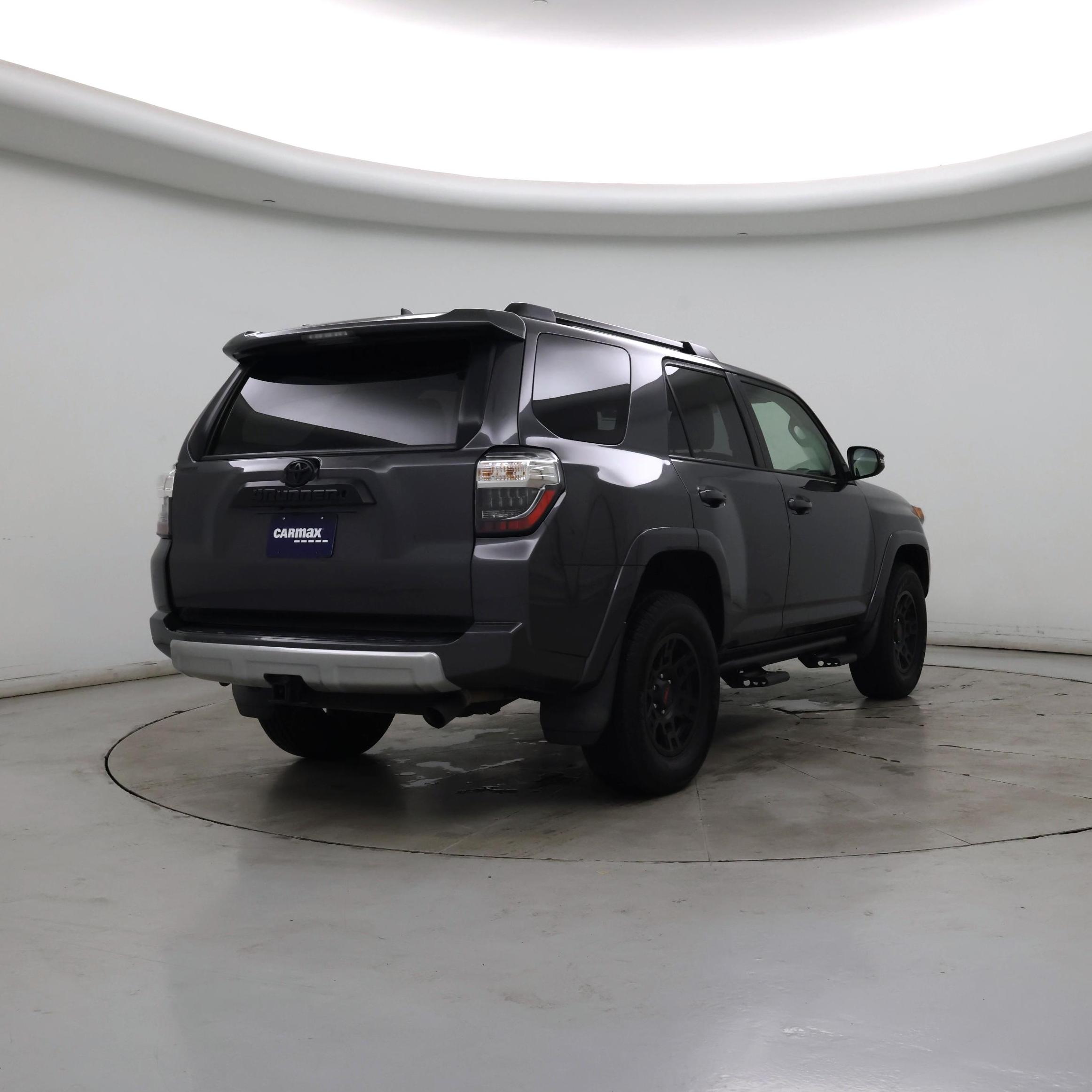 Thumbnail: 2019 Toyota 4Runner - 8