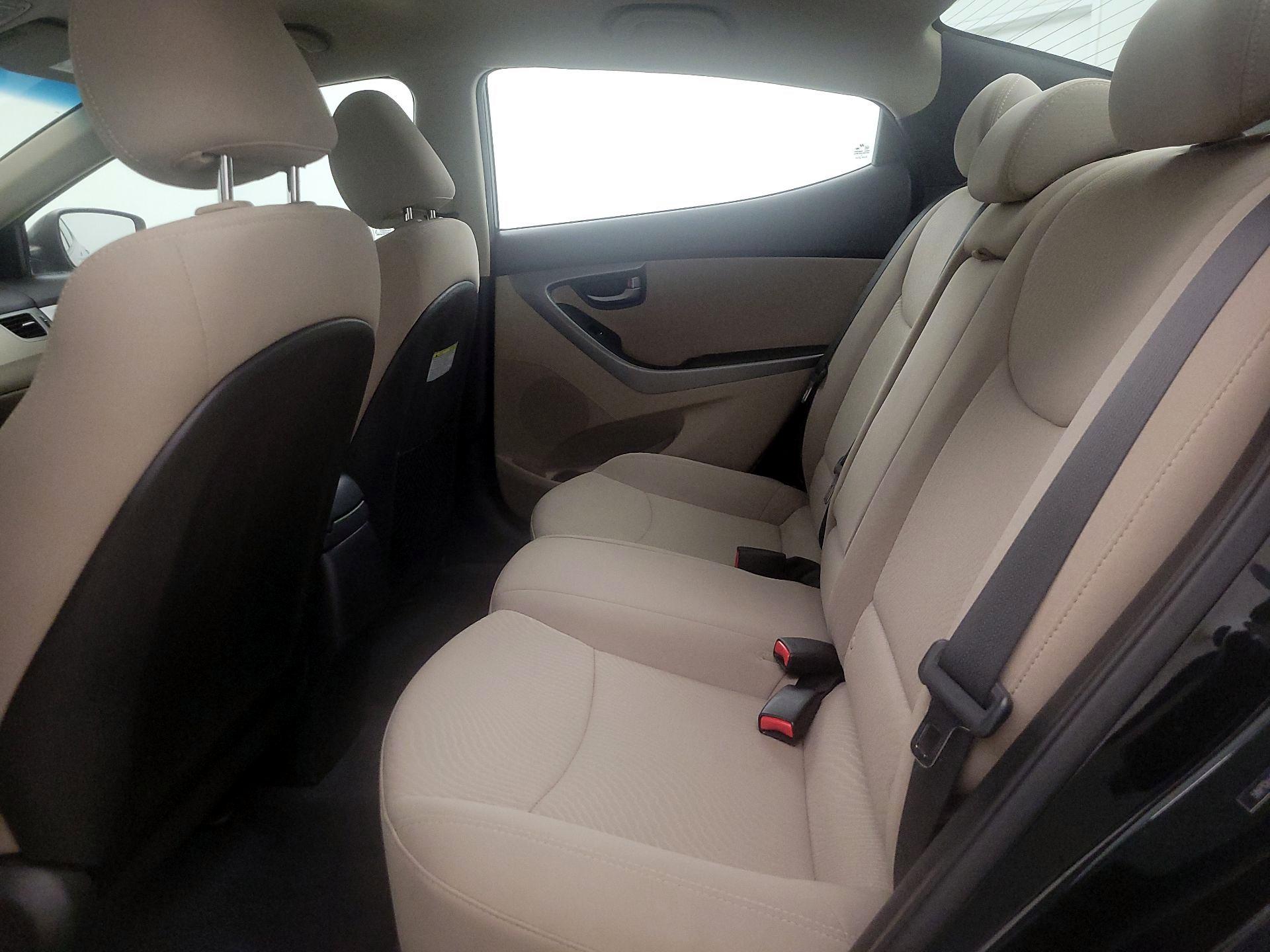Thumbnail: 2015 Hyundai Elantra - 19